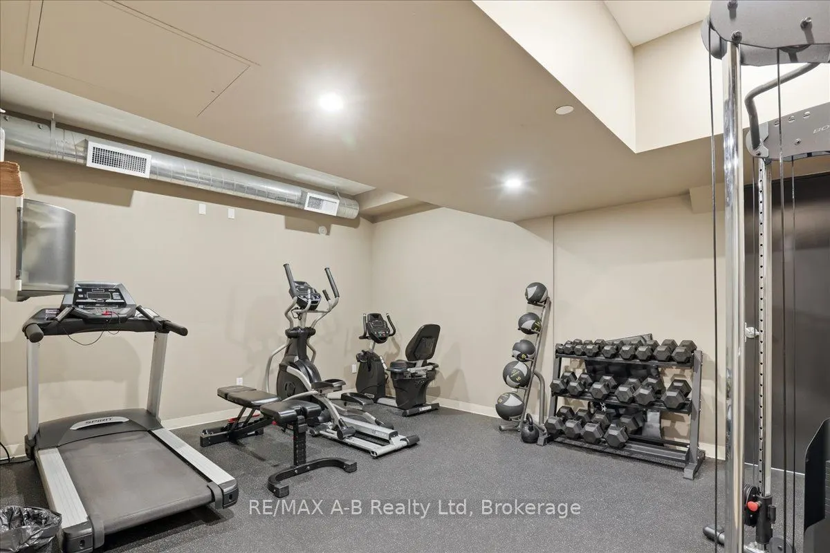 690 King Street W #214