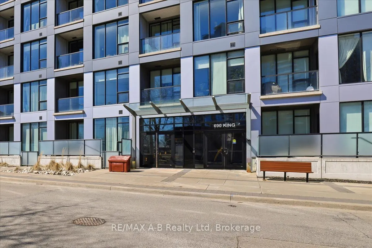 690 King Street W #214