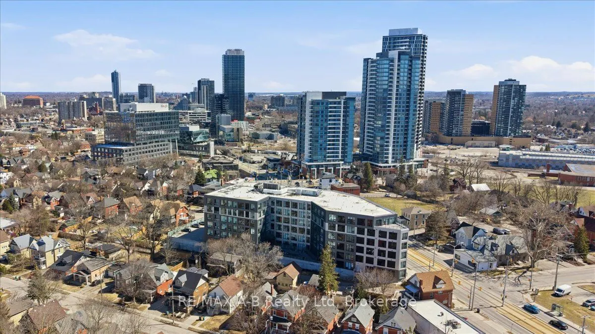 690 King Street W #214