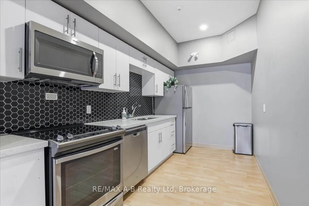 690 King Street W #214