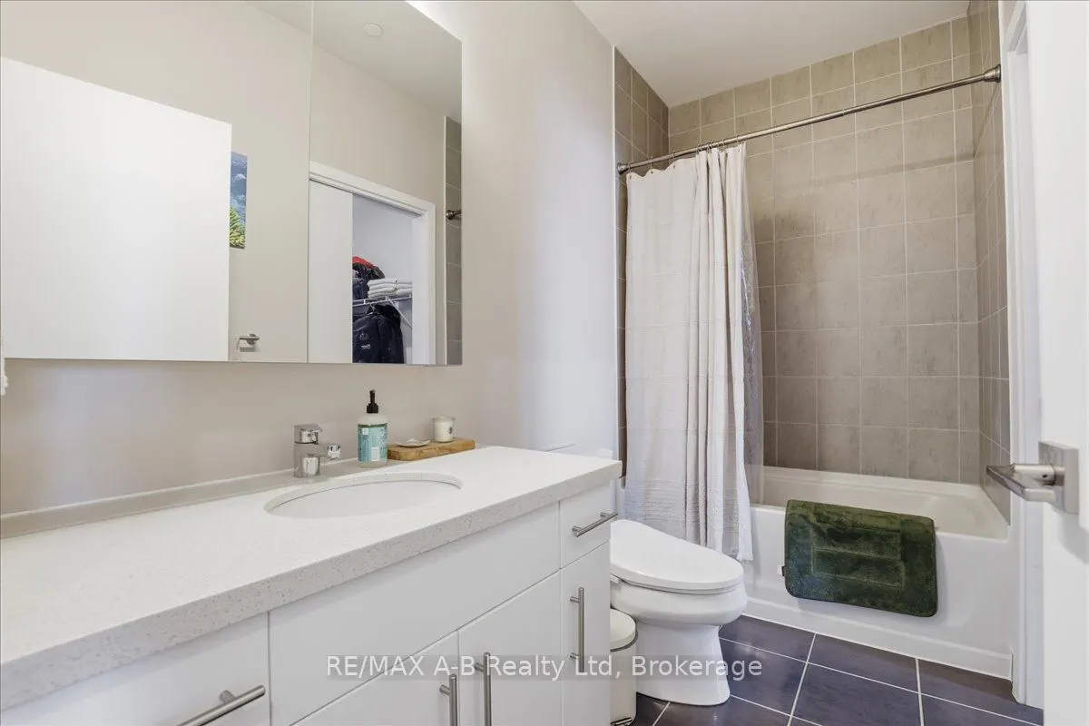 690 King Street W #214