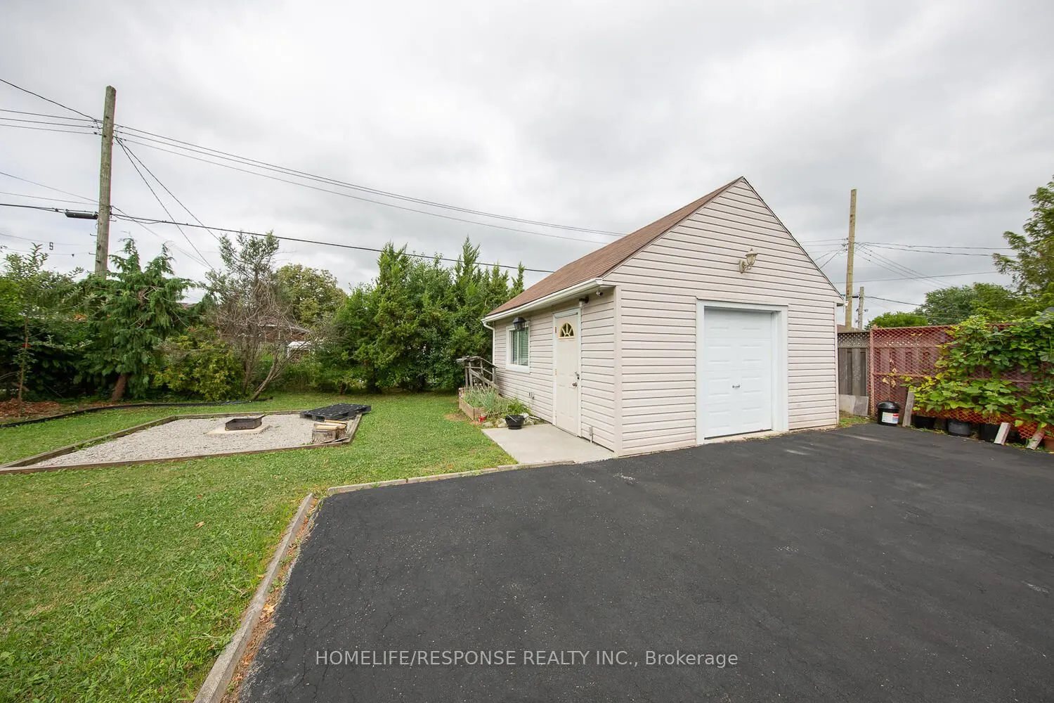 35 PARKDALE Drive