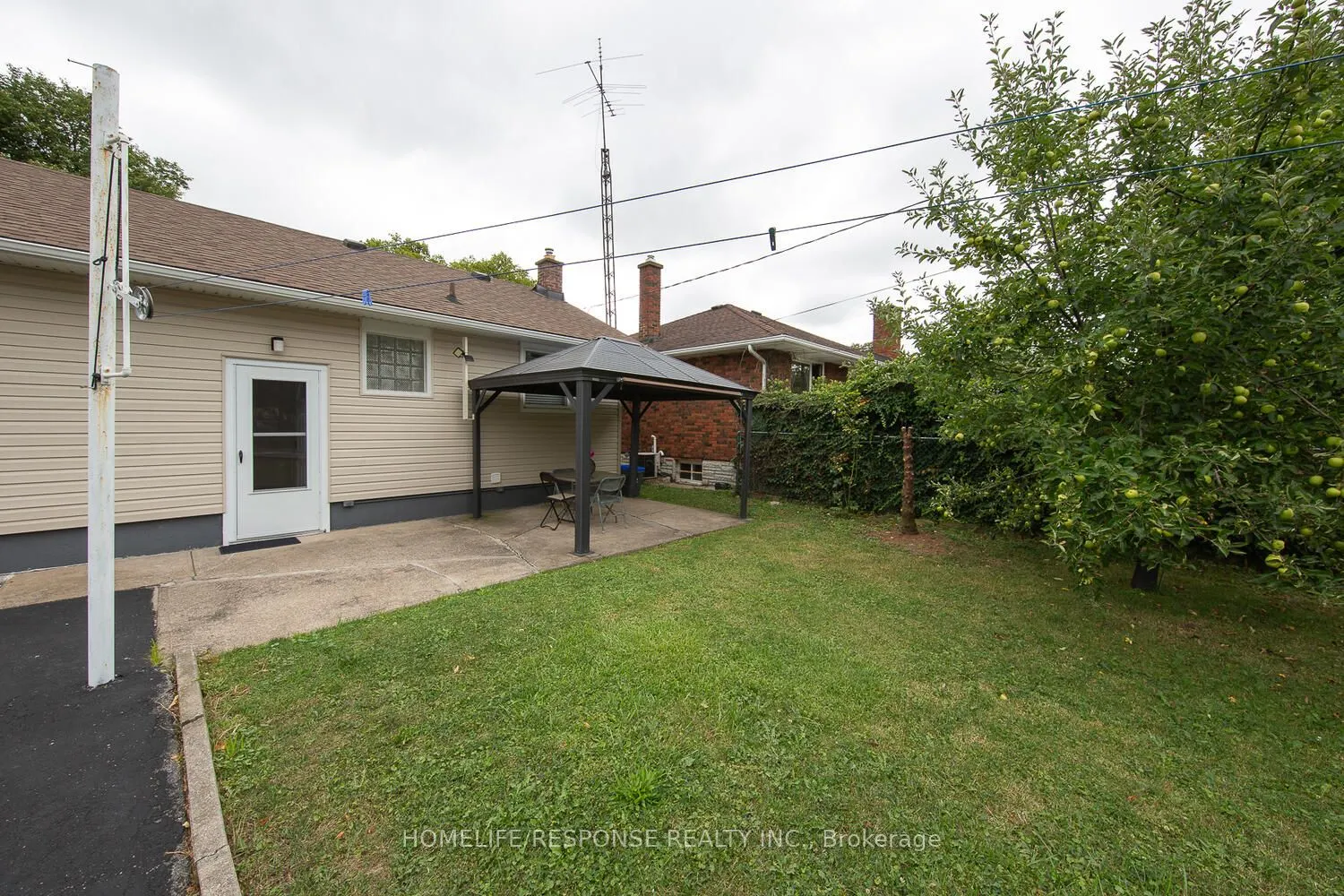 35 PARKDALE Drive