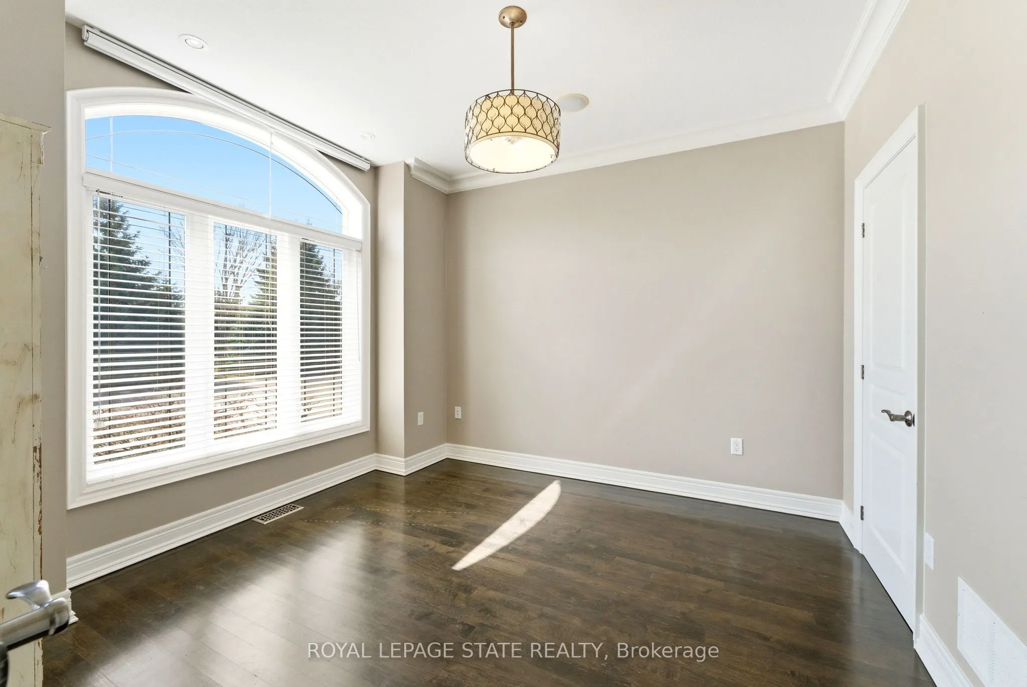 85 Hillcroft Drive