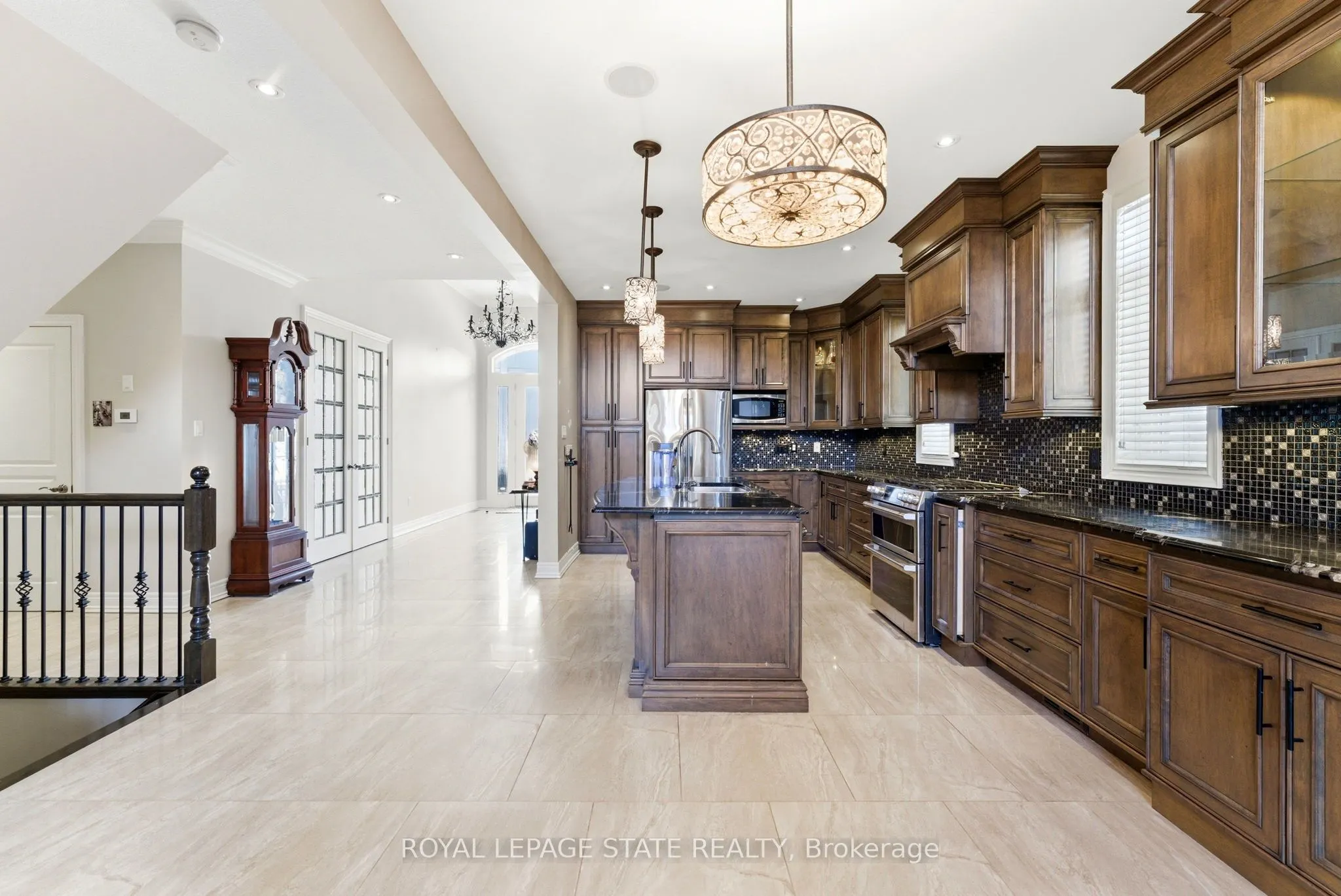 85 Hillcroft Drive
