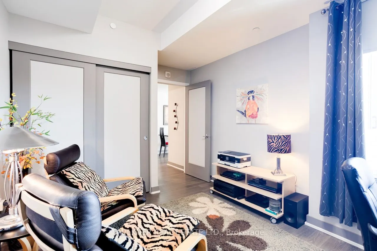 530 De Mazenod Avenue #413