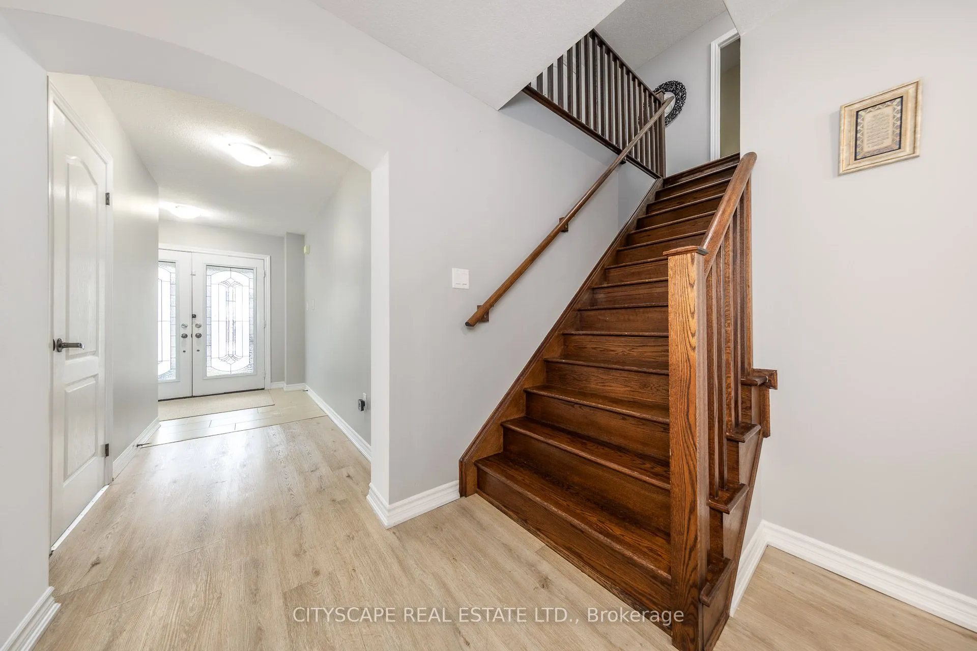 121 Crafter Crescent