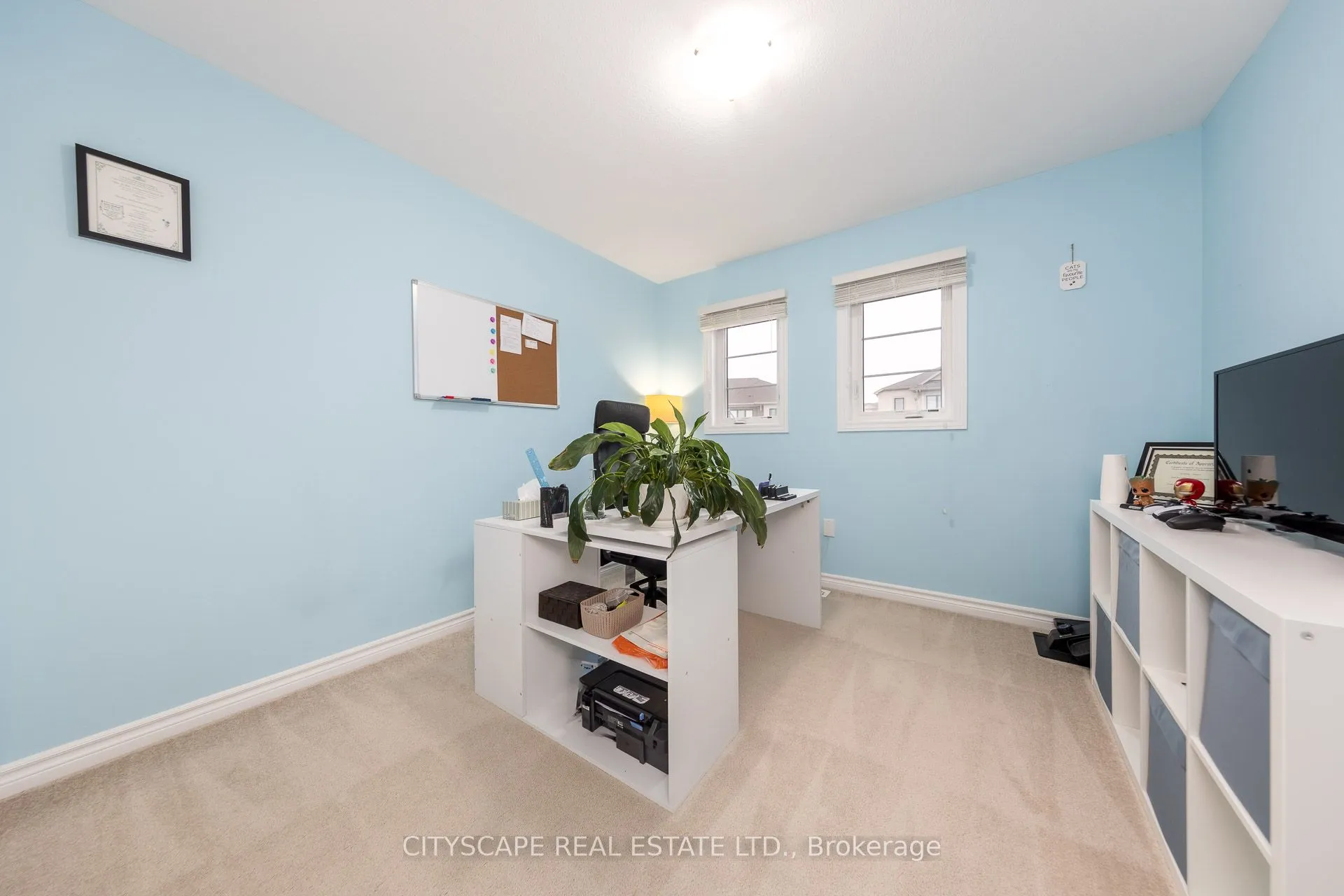 121 Crafter Crescent