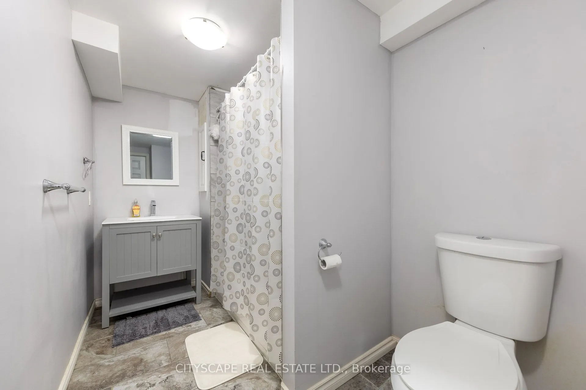 121 Crafter Crescent
