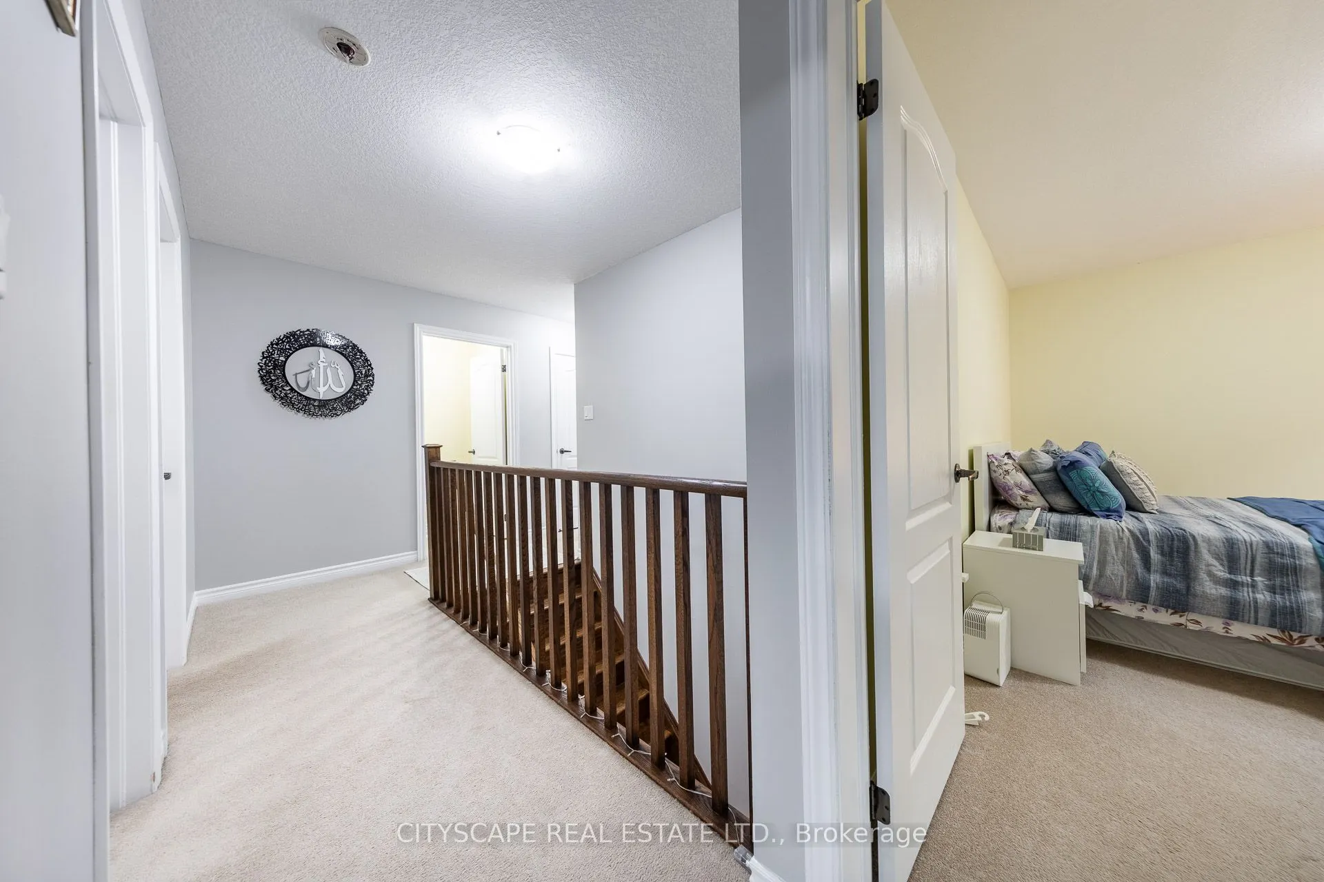 121 Crafter Crescent