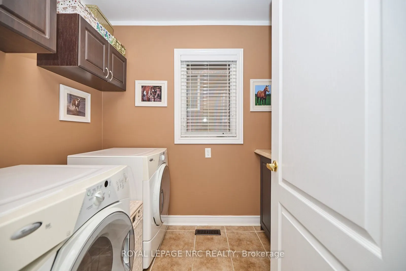 4 Alex Grant Place