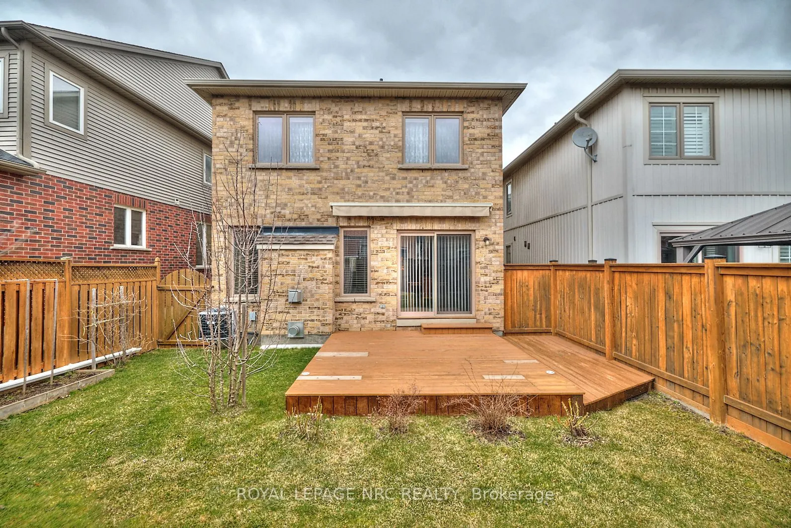 4 Alex Grant Place