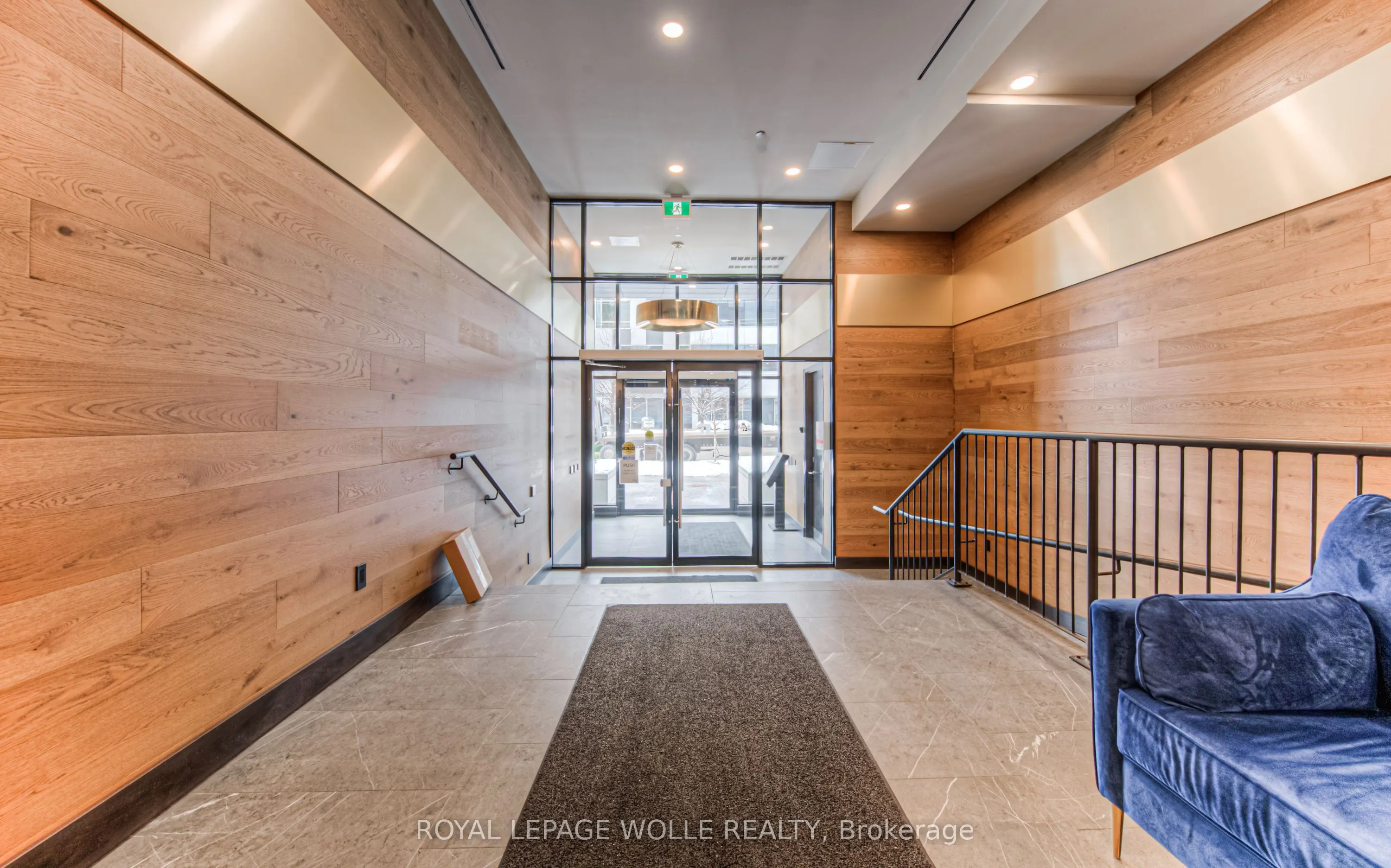 145 Columbia Street W #1210