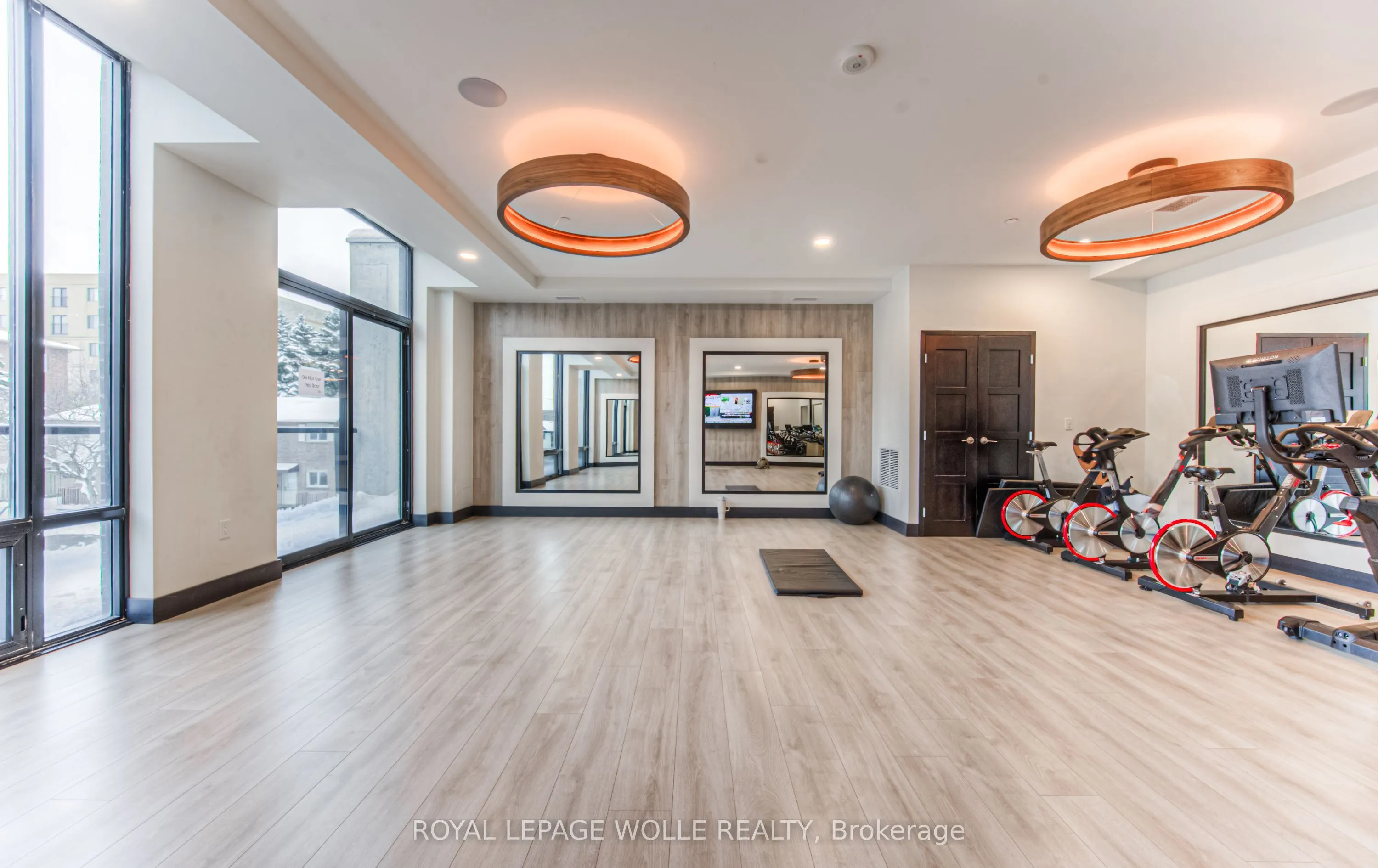145 Columbia Street W #1210