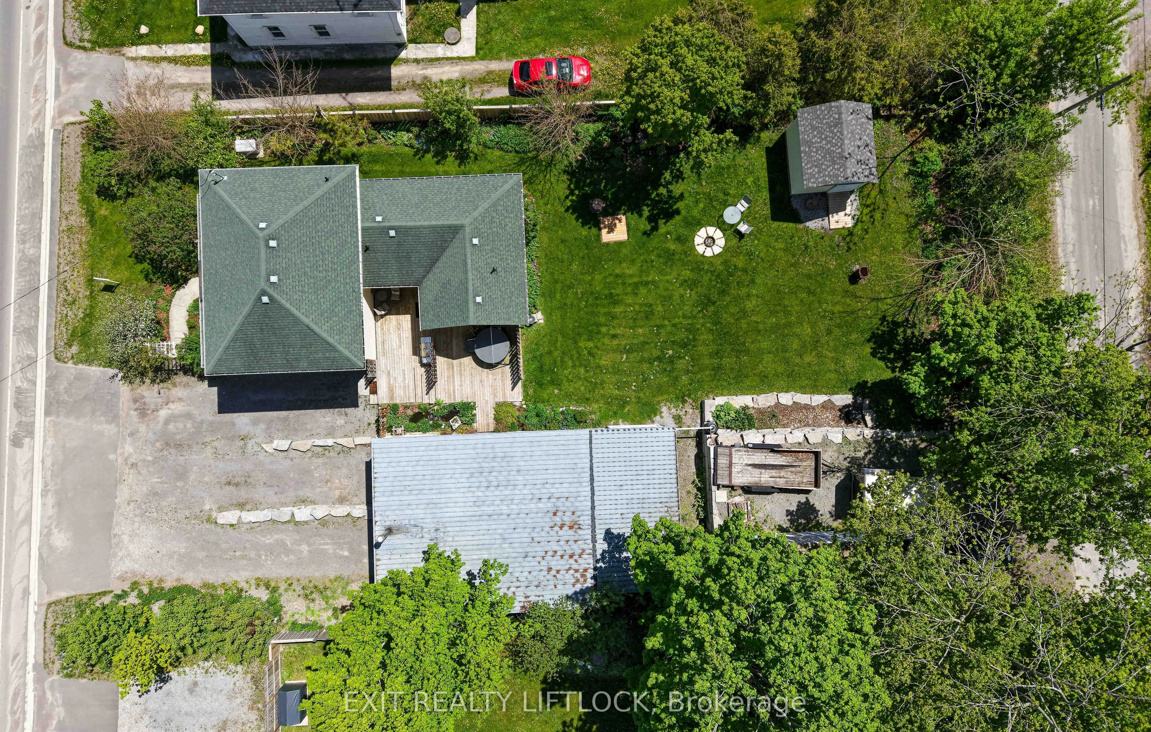 2464 Queen Mary Street
