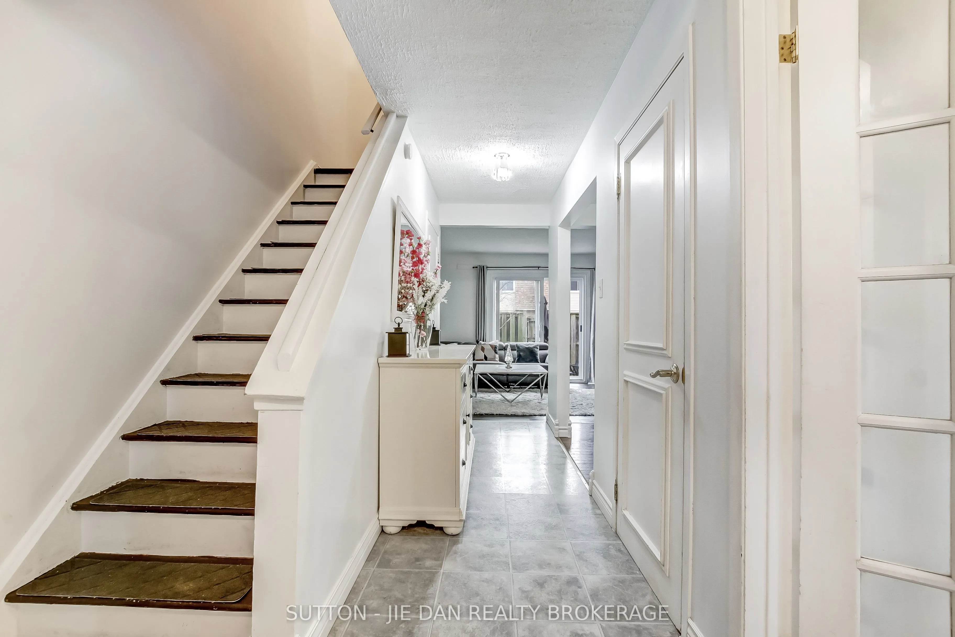 775 Osgoode Drive #30