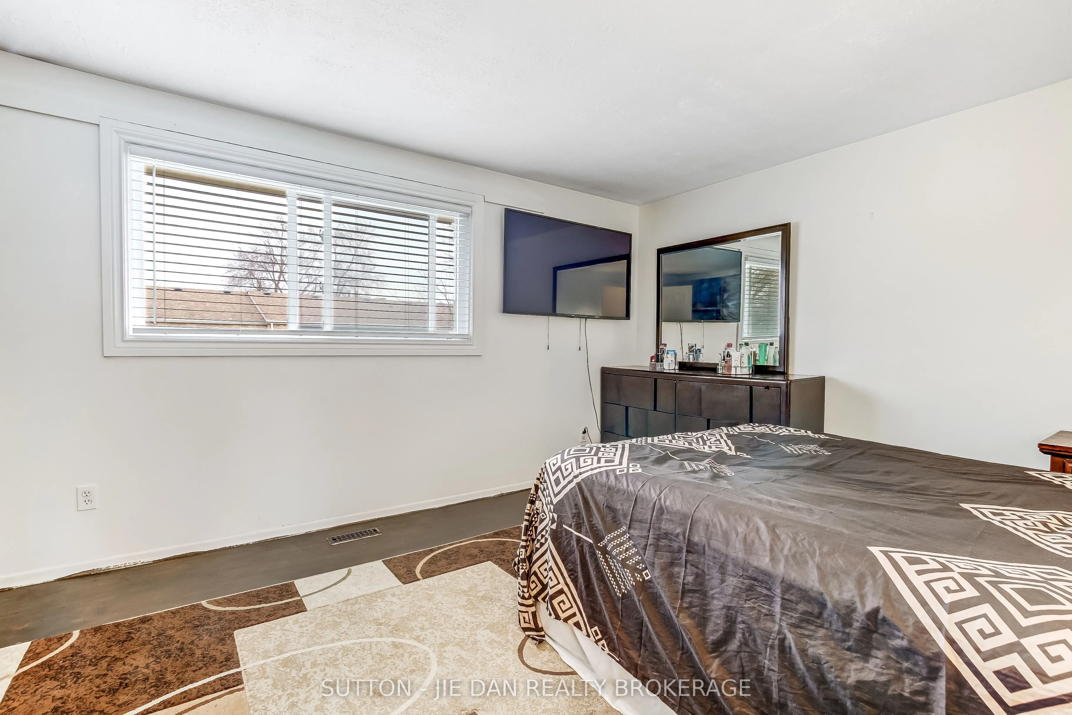 775 Osgoode Drive #30