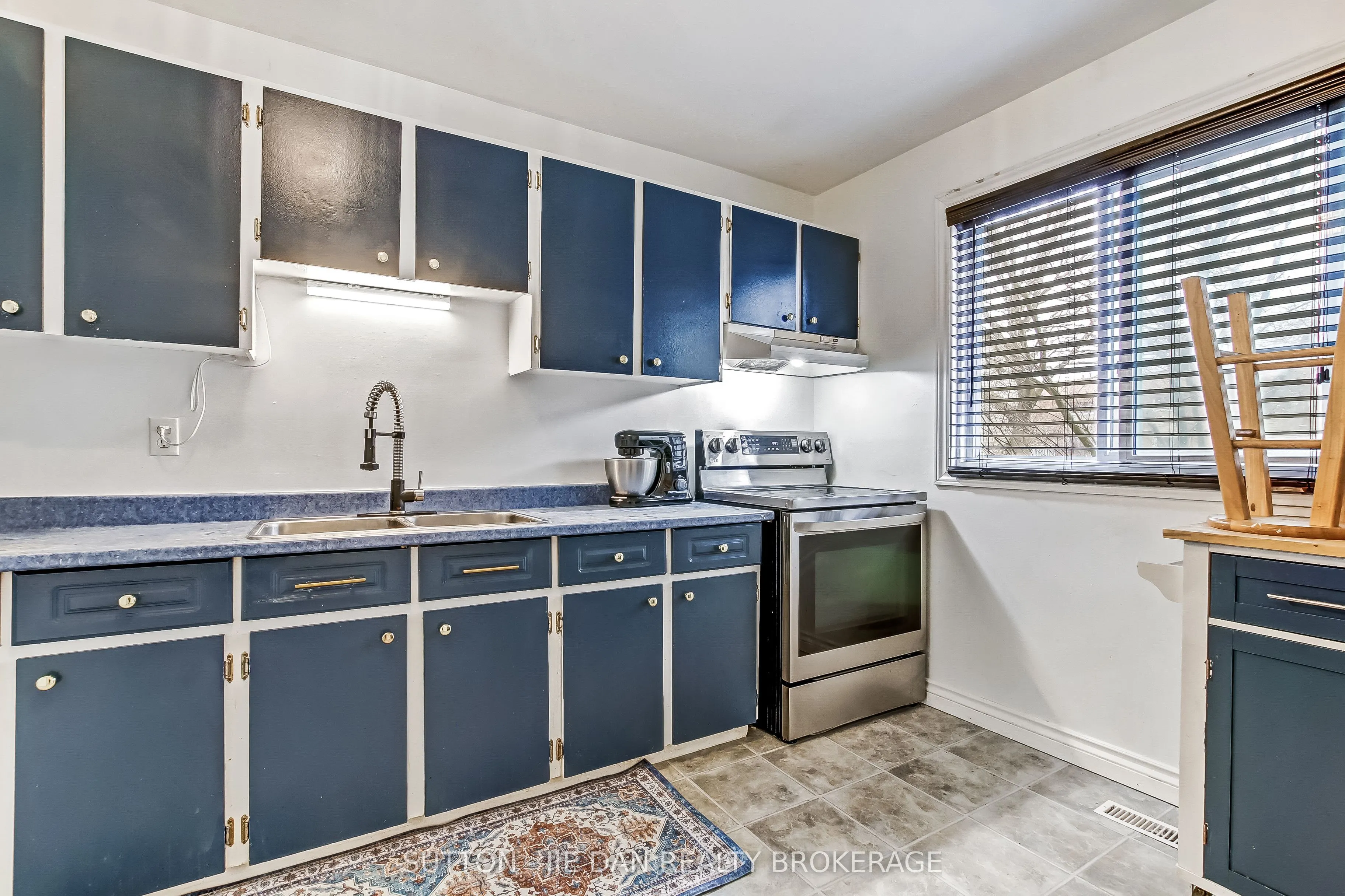 775 Osgoode Drive #30