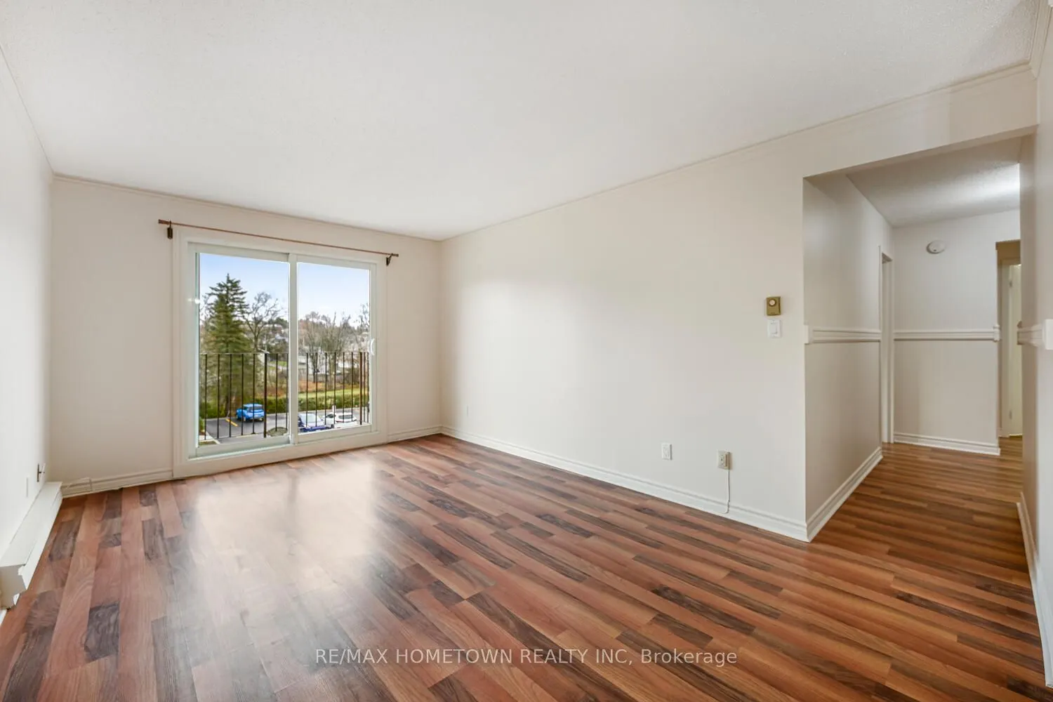 6 Charlotte Place #17