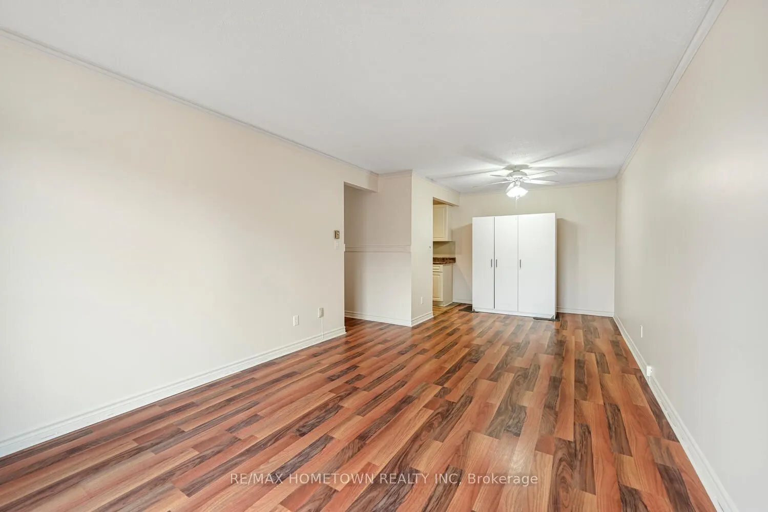 6 Charlotte Place #17