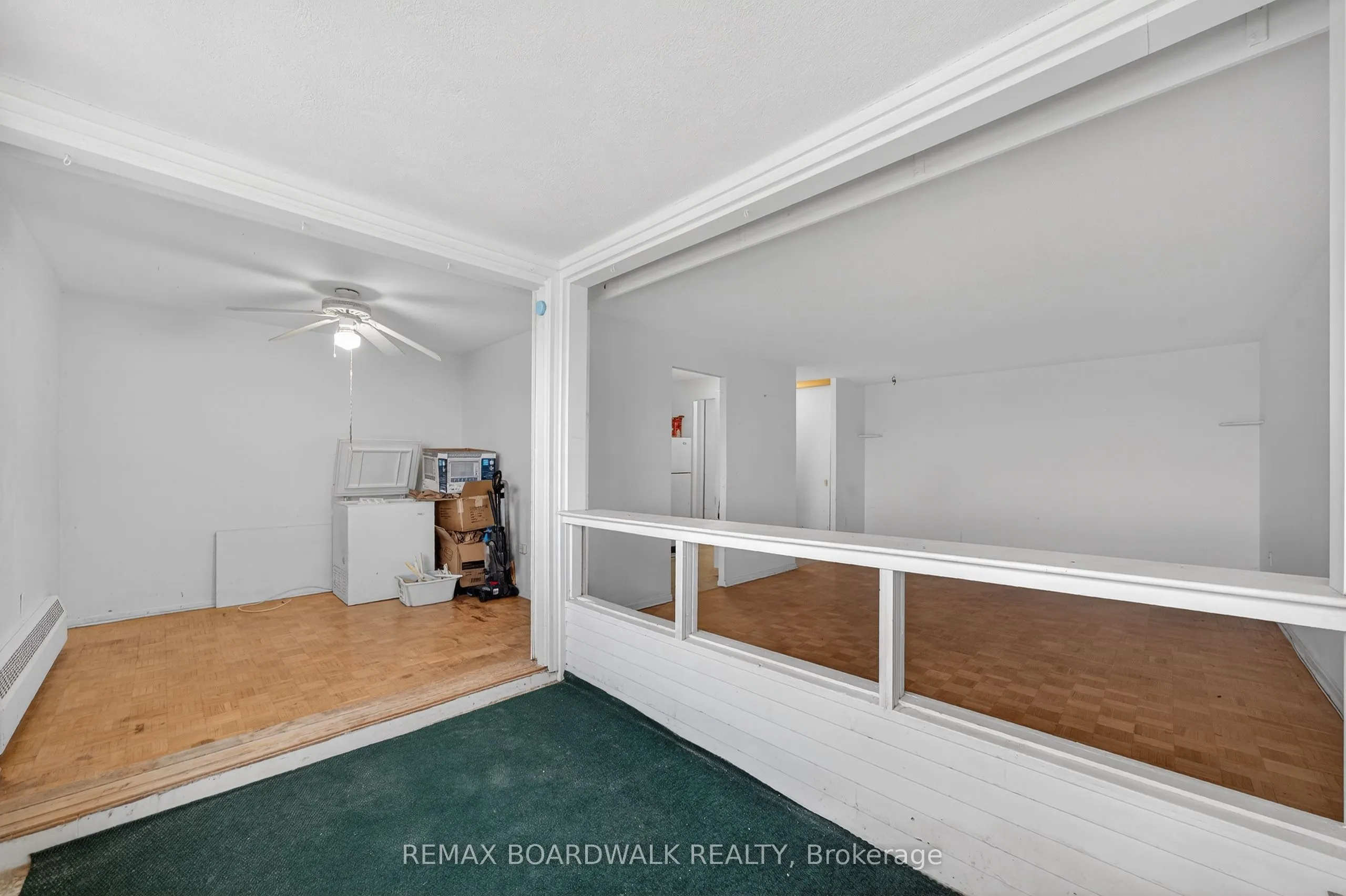 1356 Meadowlands Drive E #407