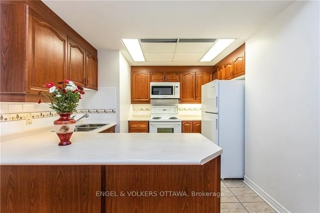 134 York Street #602