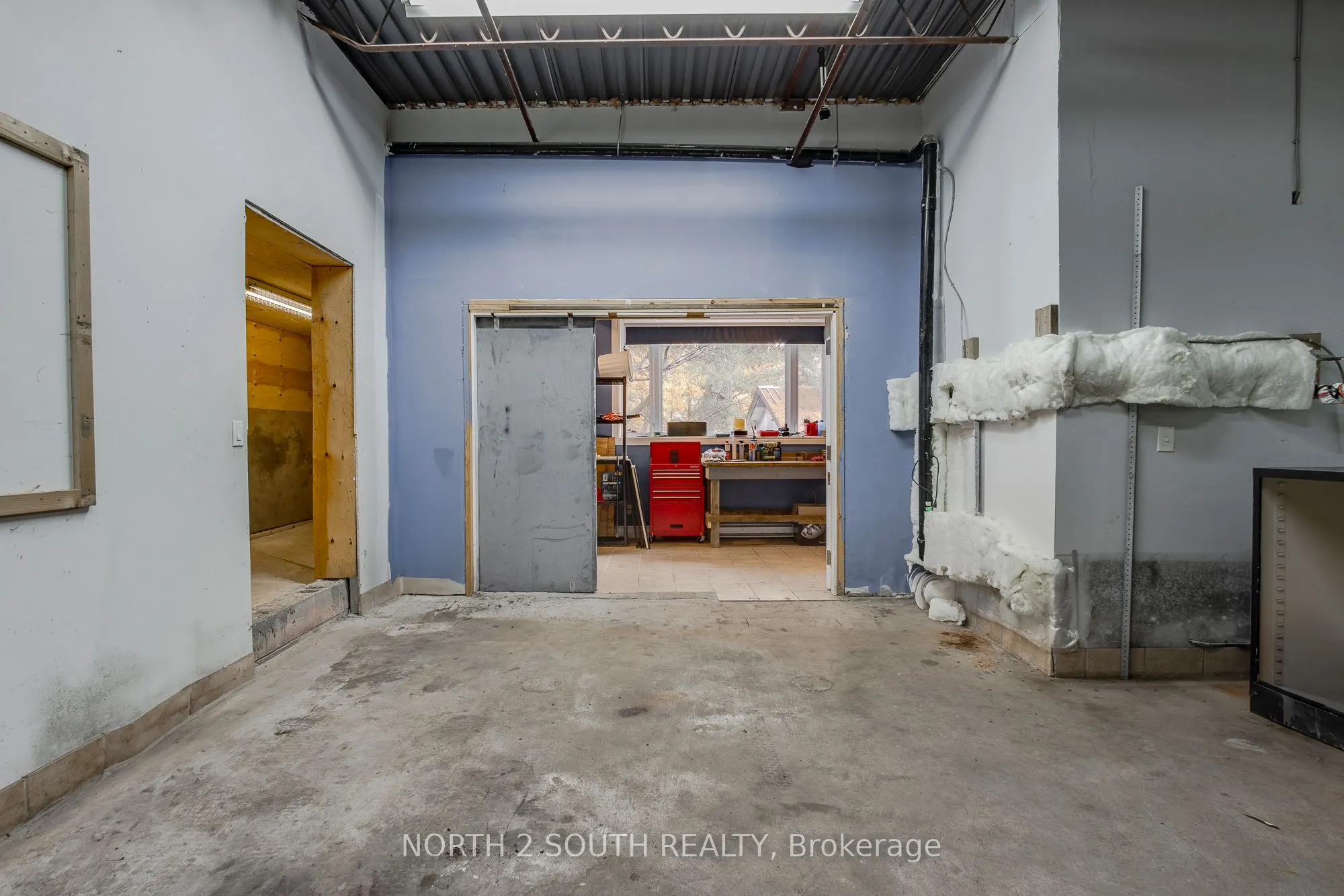 2512 Honey Harbour Road