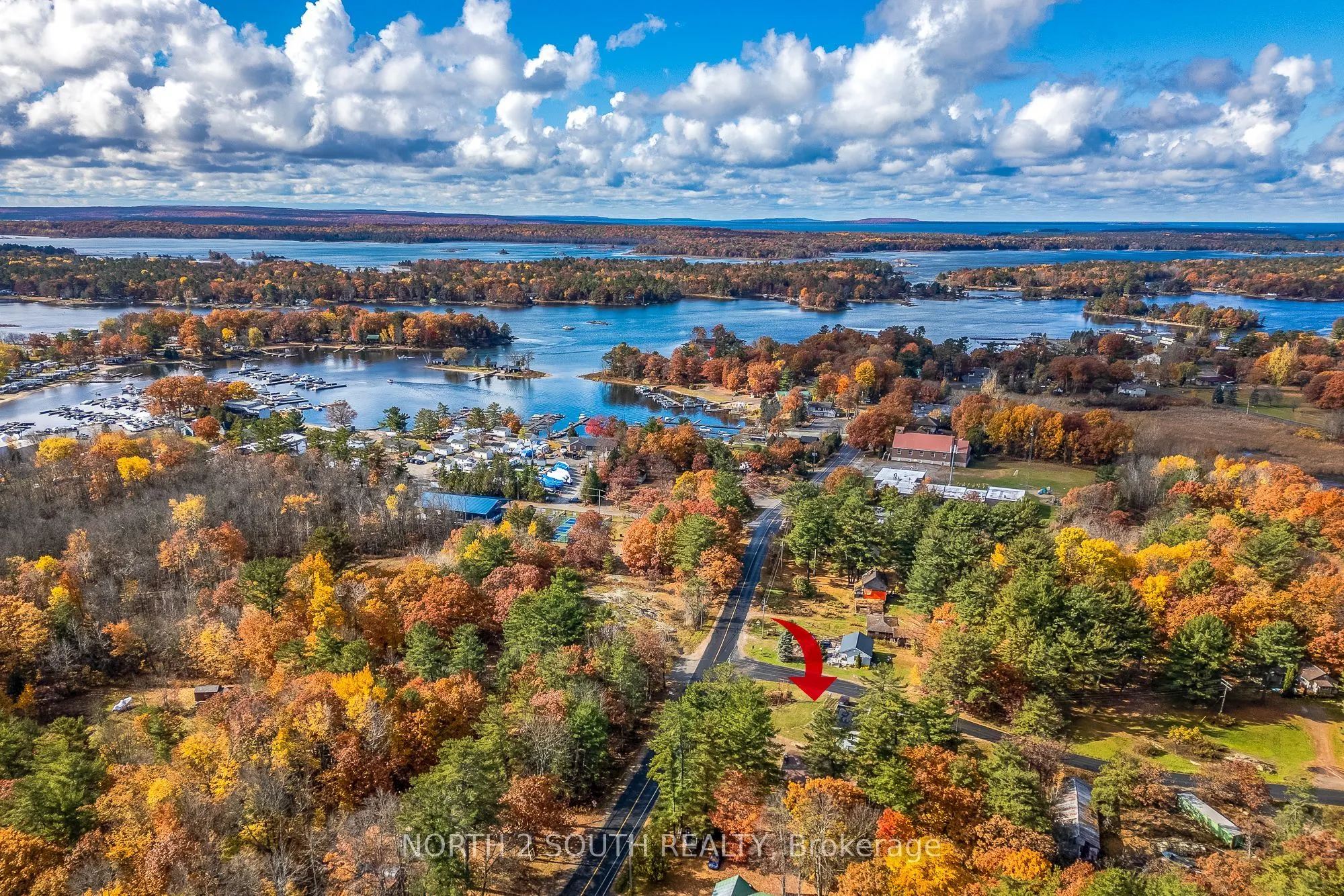 2512 Honey Harbour Road