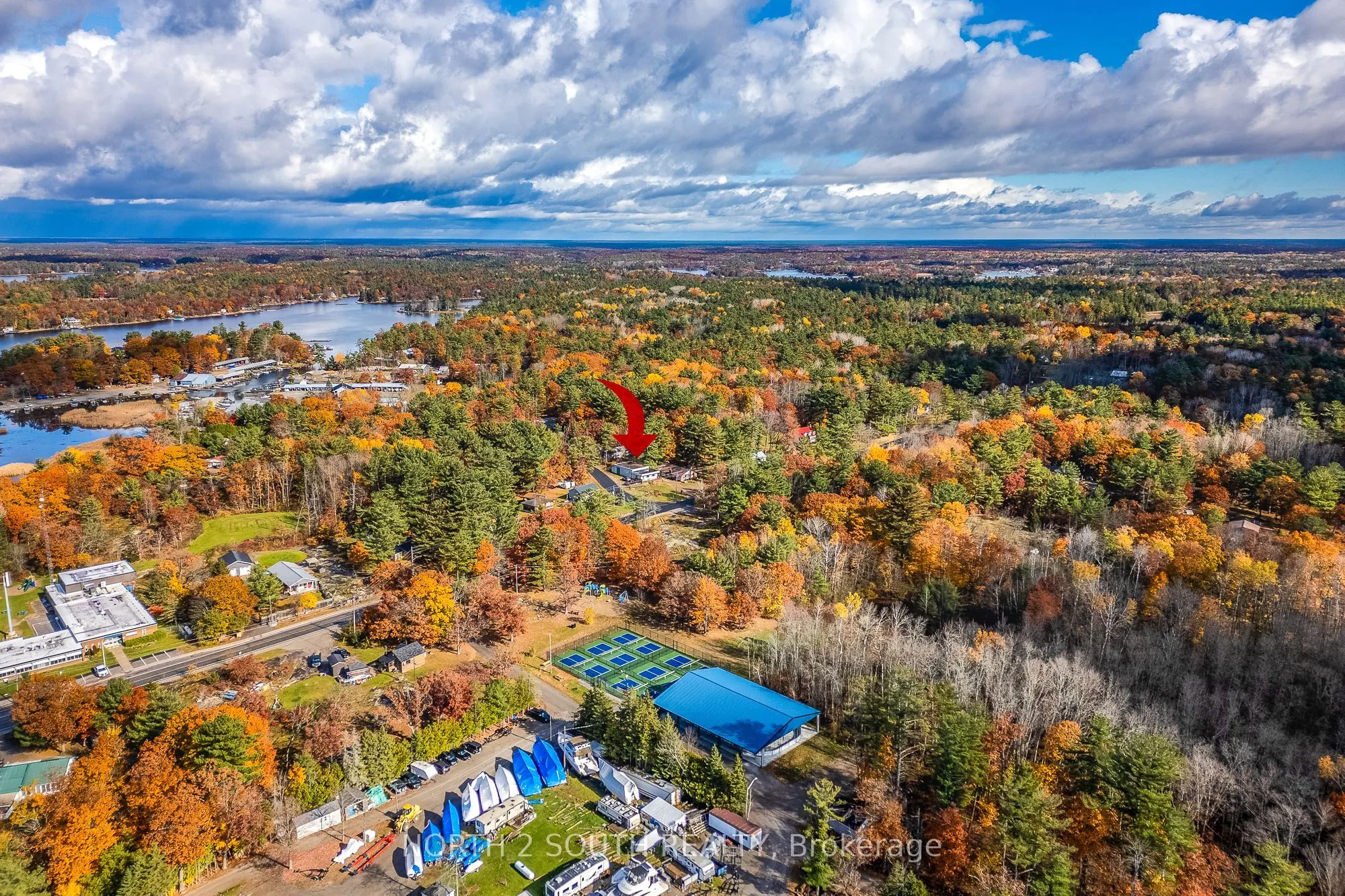 2512 Honey Harbour Road
