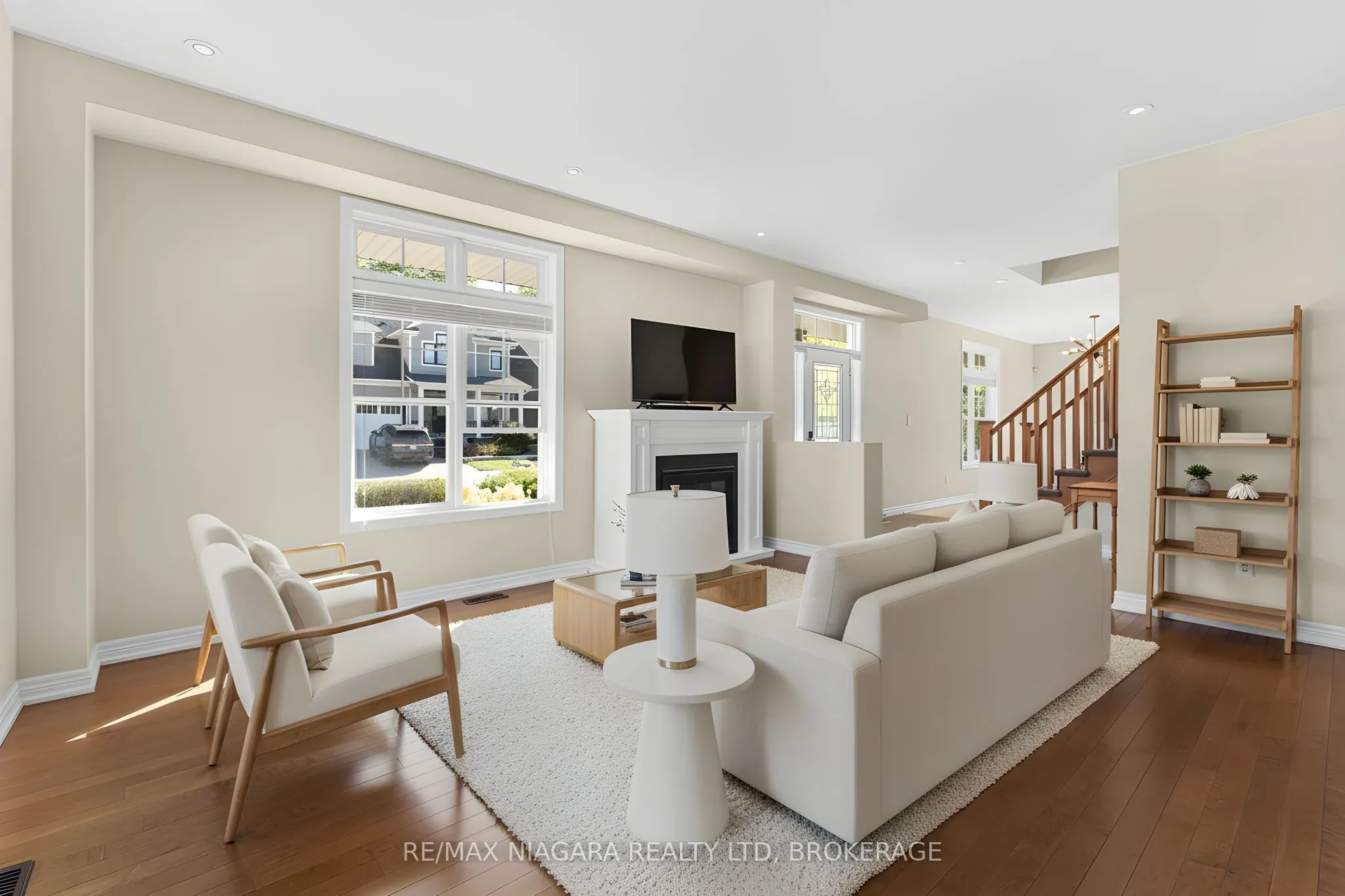 750 Lakeshore Road