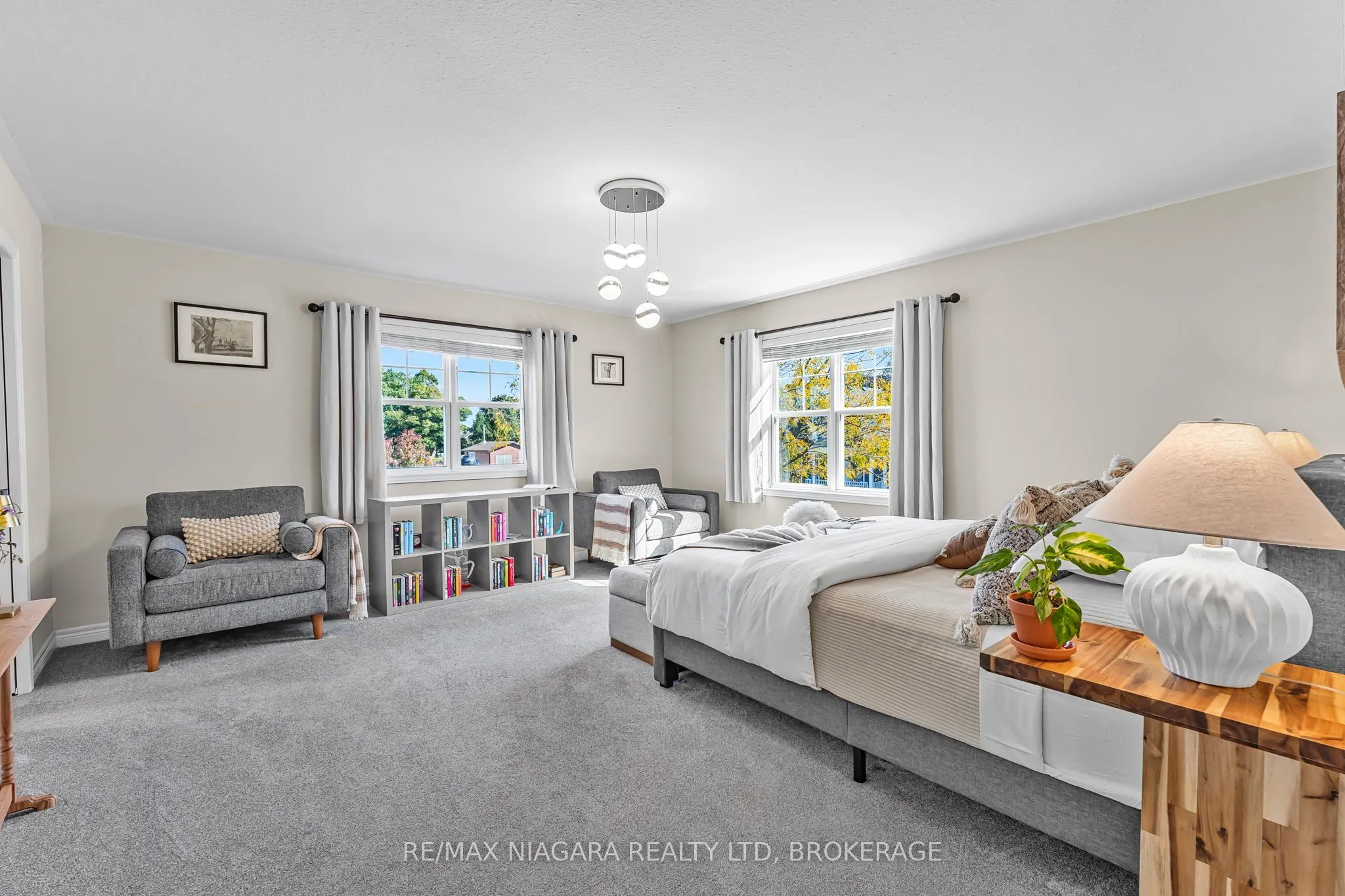 750 Lakeshore Road