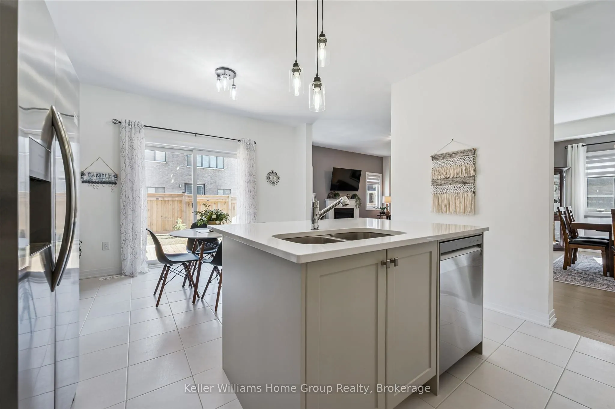 160 Raftis Street