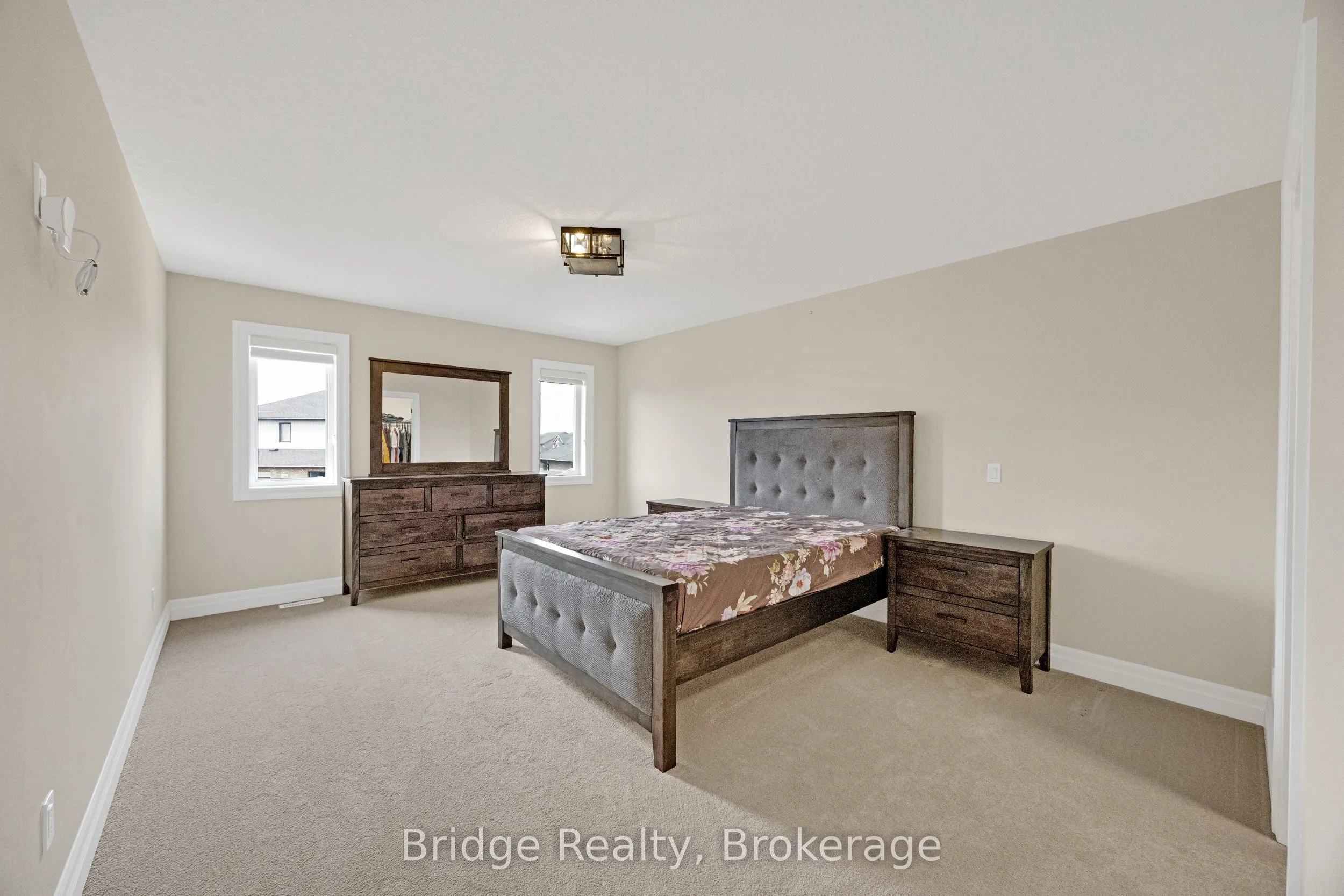 256 Tamarack Boulevard