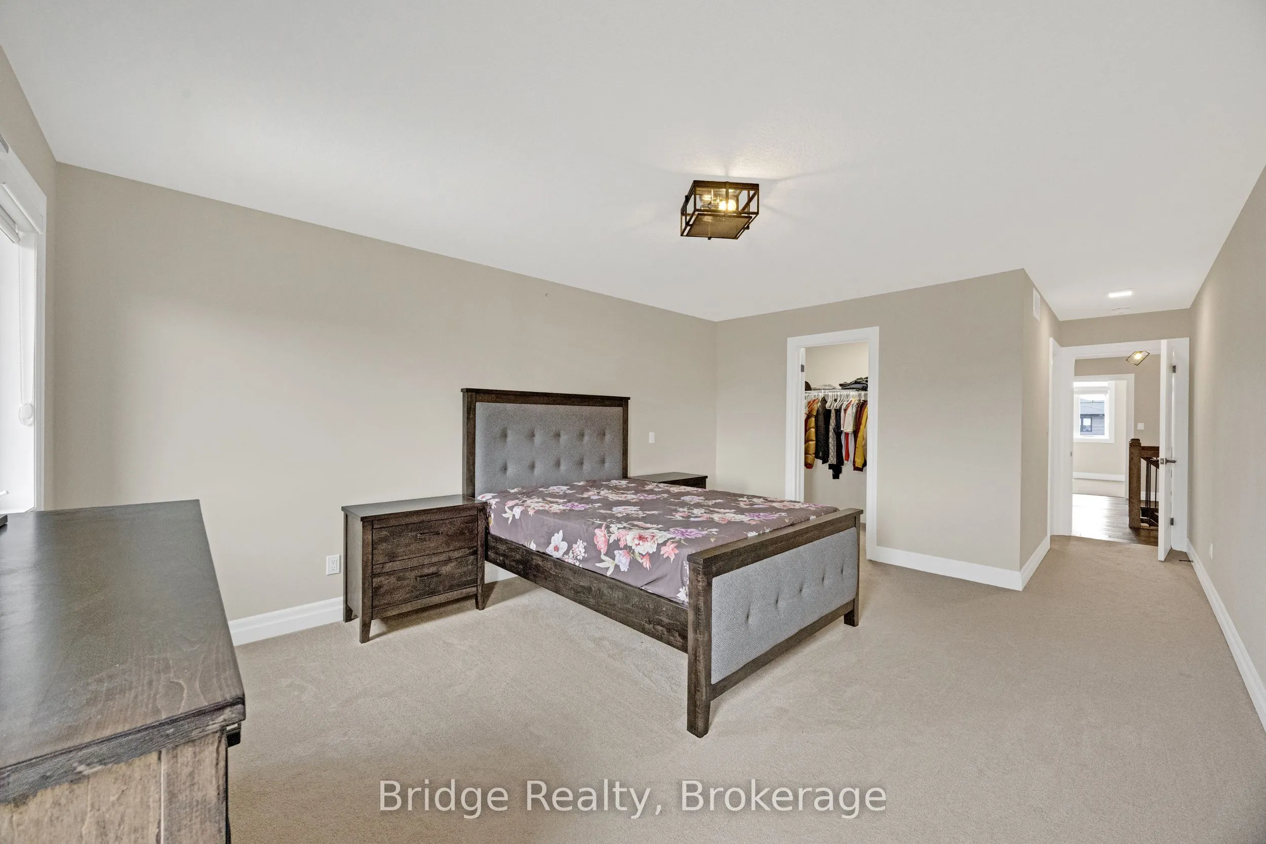 256 Tamarack Boulevard