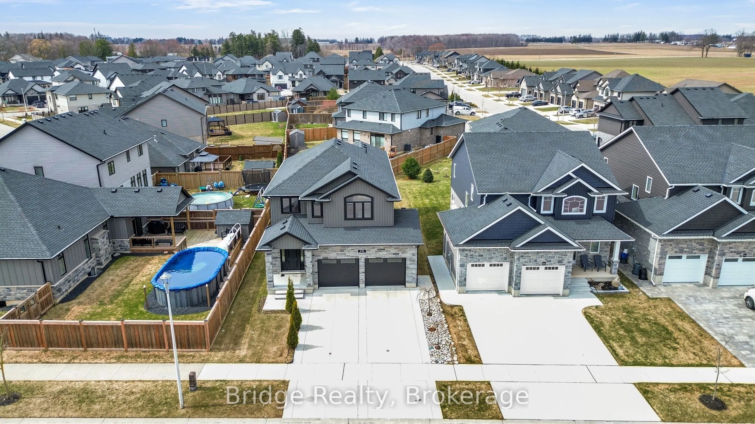 256 Tamarack Boulevard