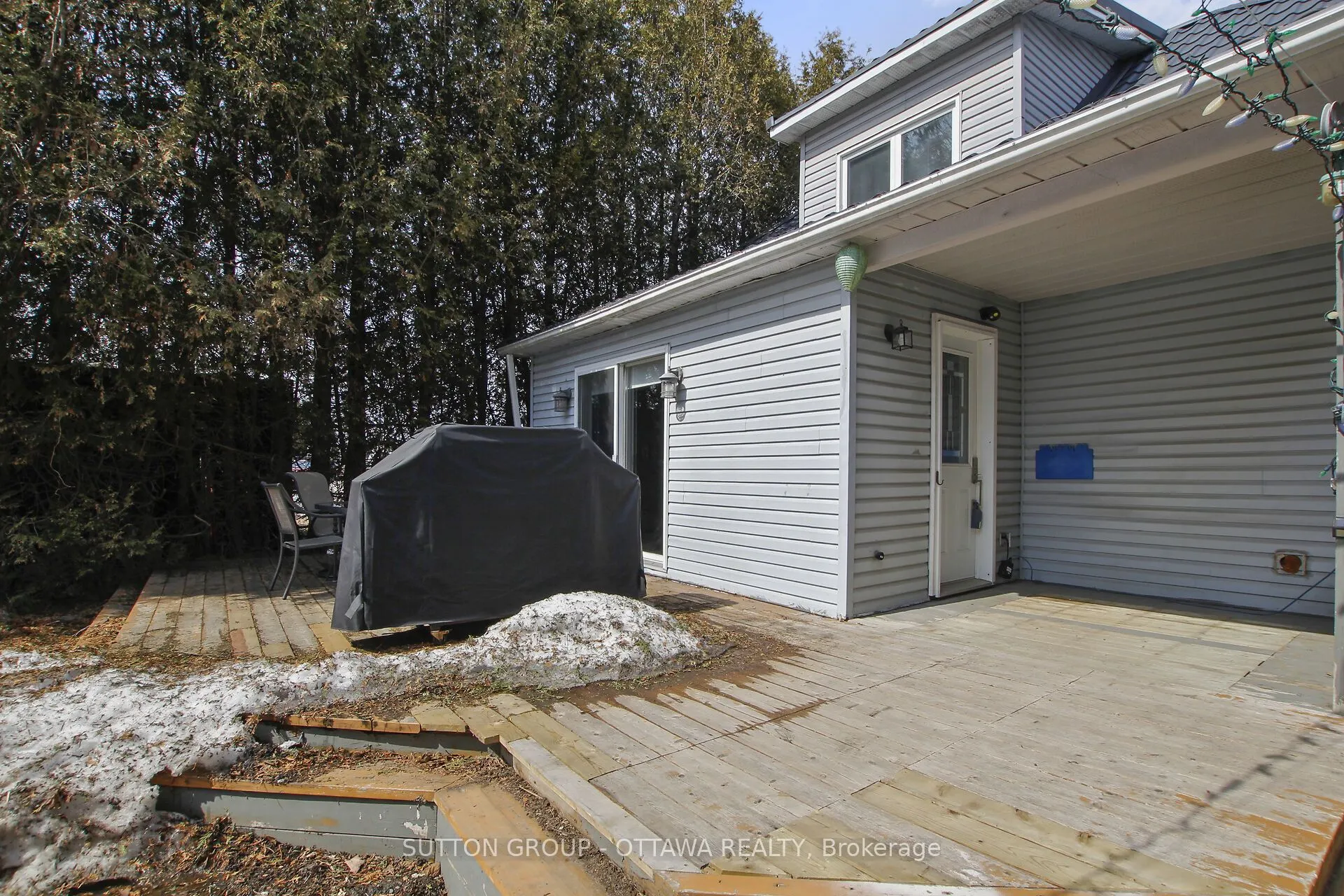 2172 Laval Street