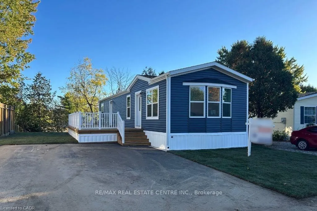 24 MacPherson Crescent #24