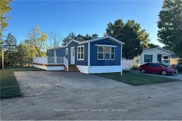 24 MacPherson Crescent