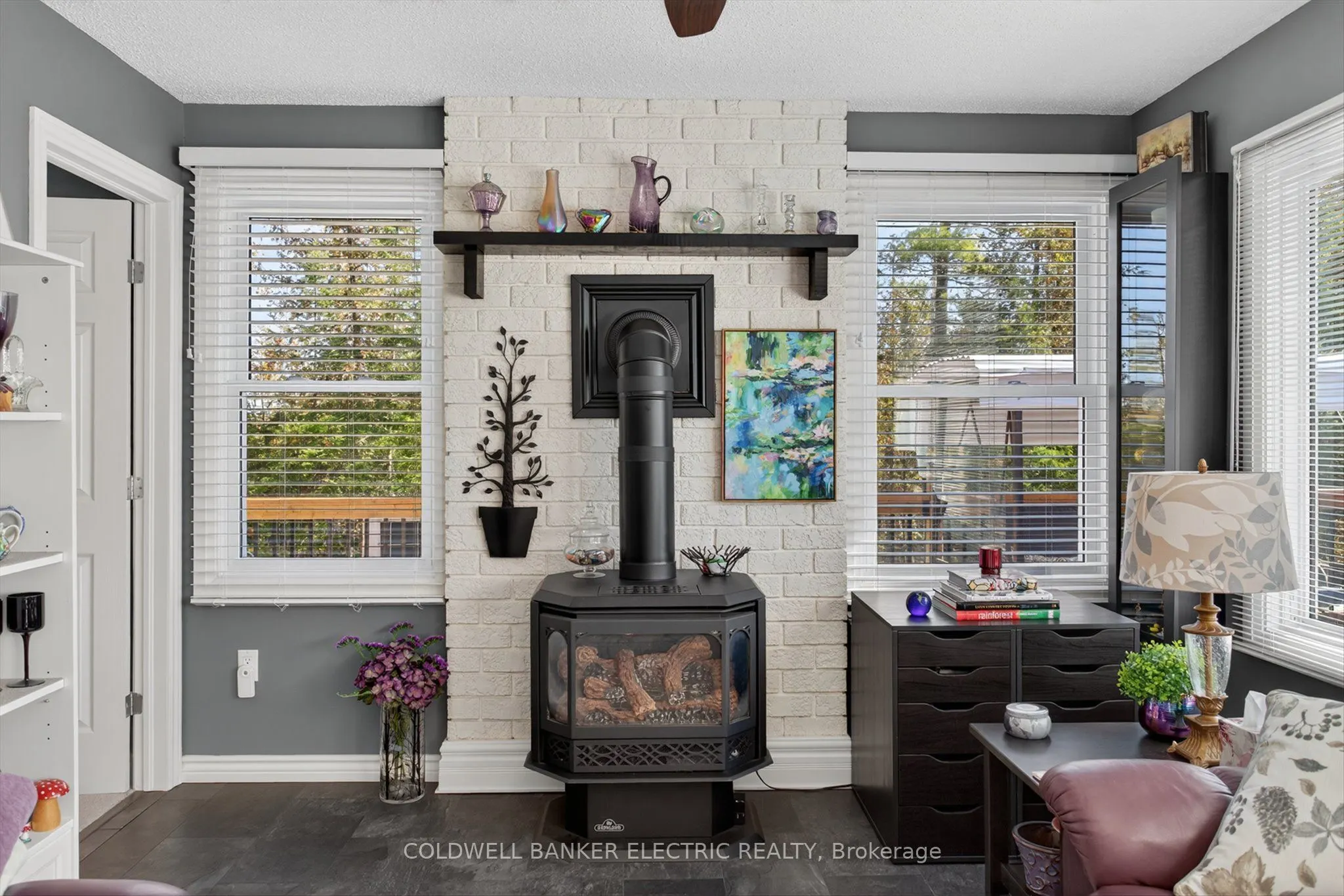 1352 County Rd 49 Road