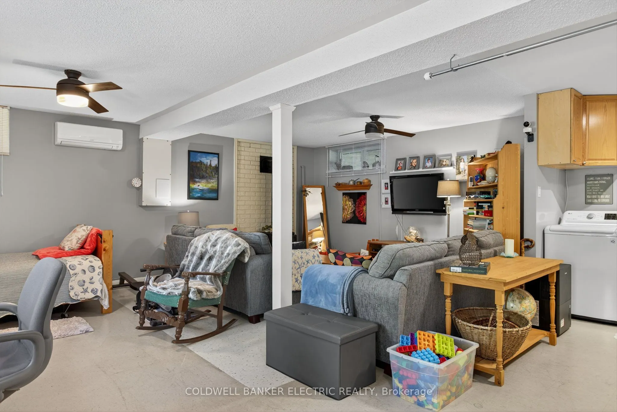 1352 County Rd 49 Road