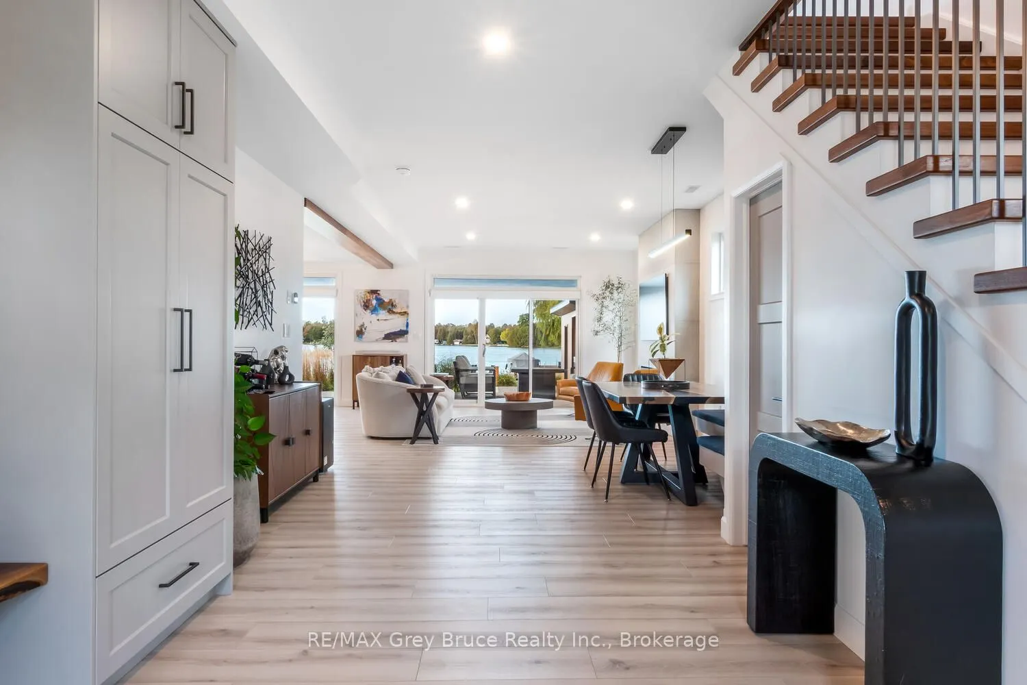 166 country side Drive