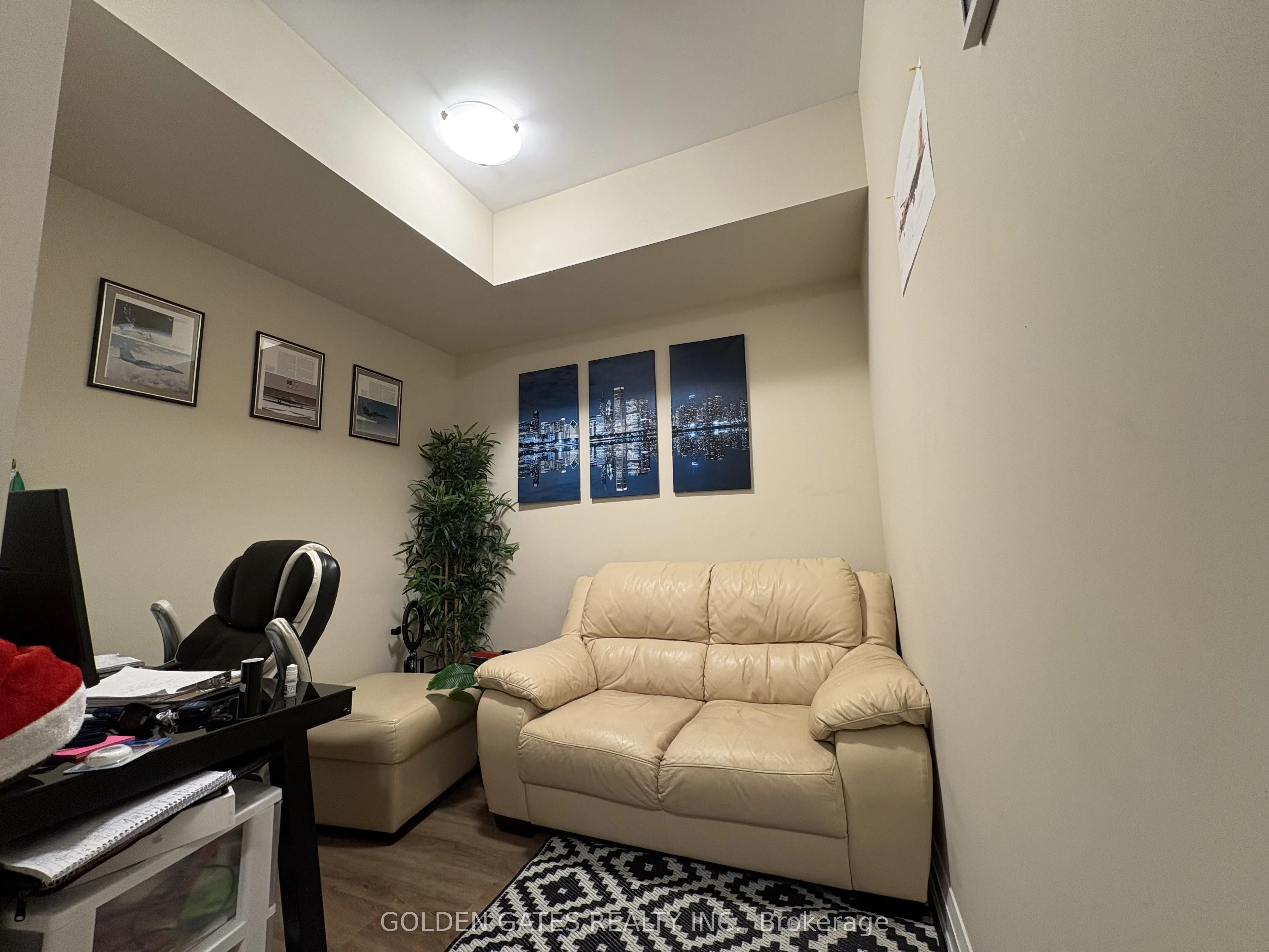 118 Summersides Boulevard #201