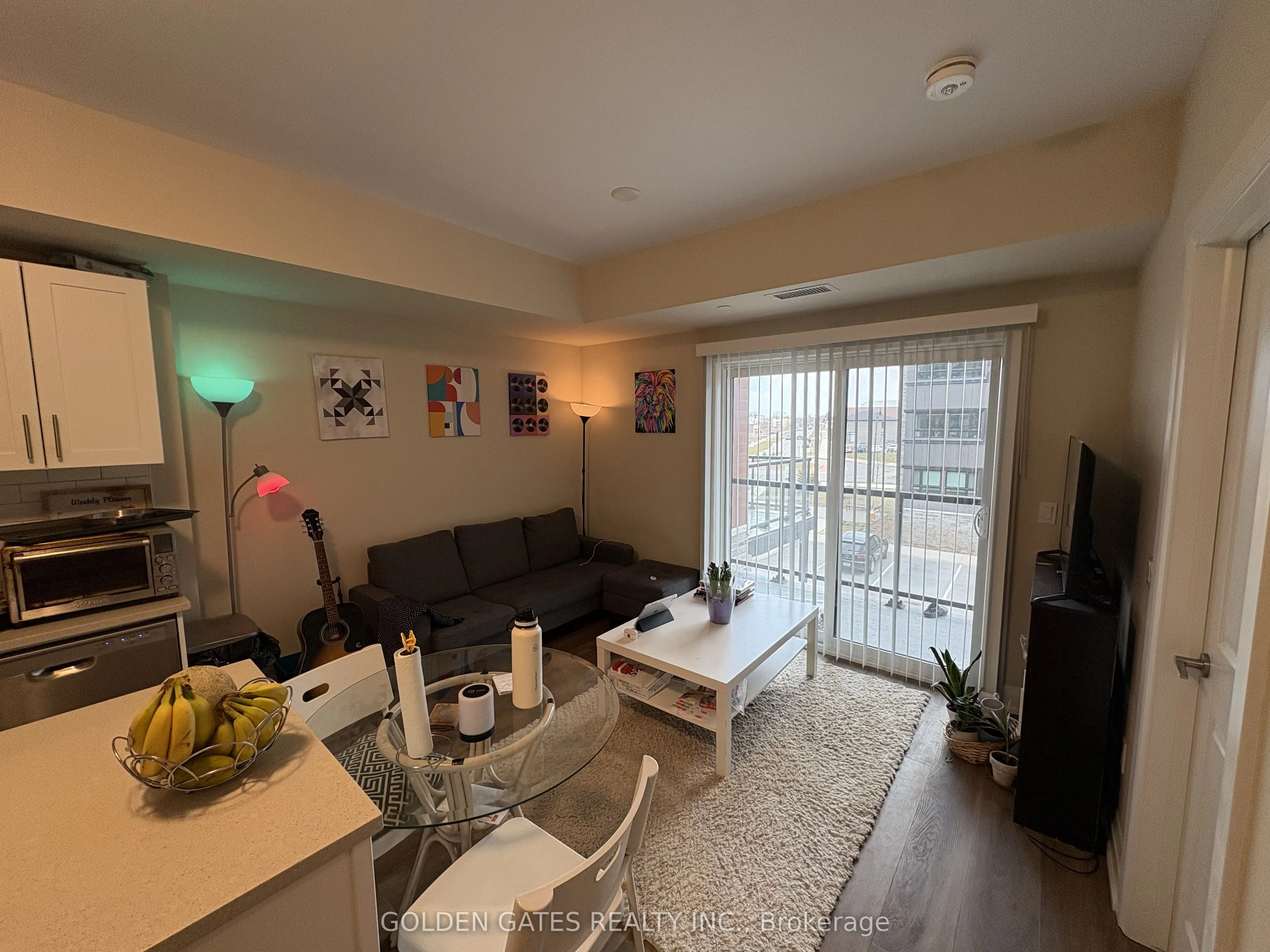 118 Summersides Boulevard #201