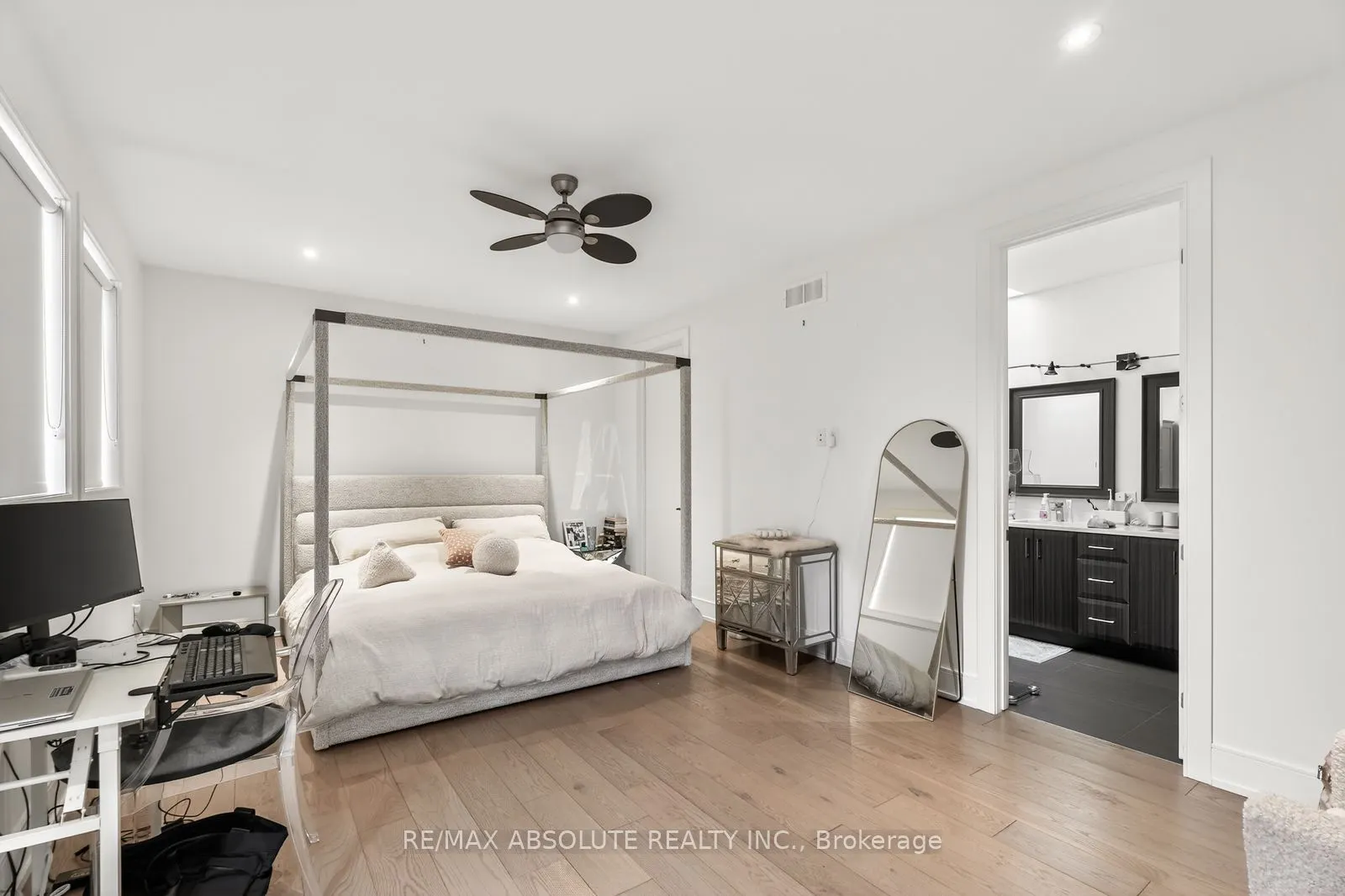 246 Westhaven Crescent