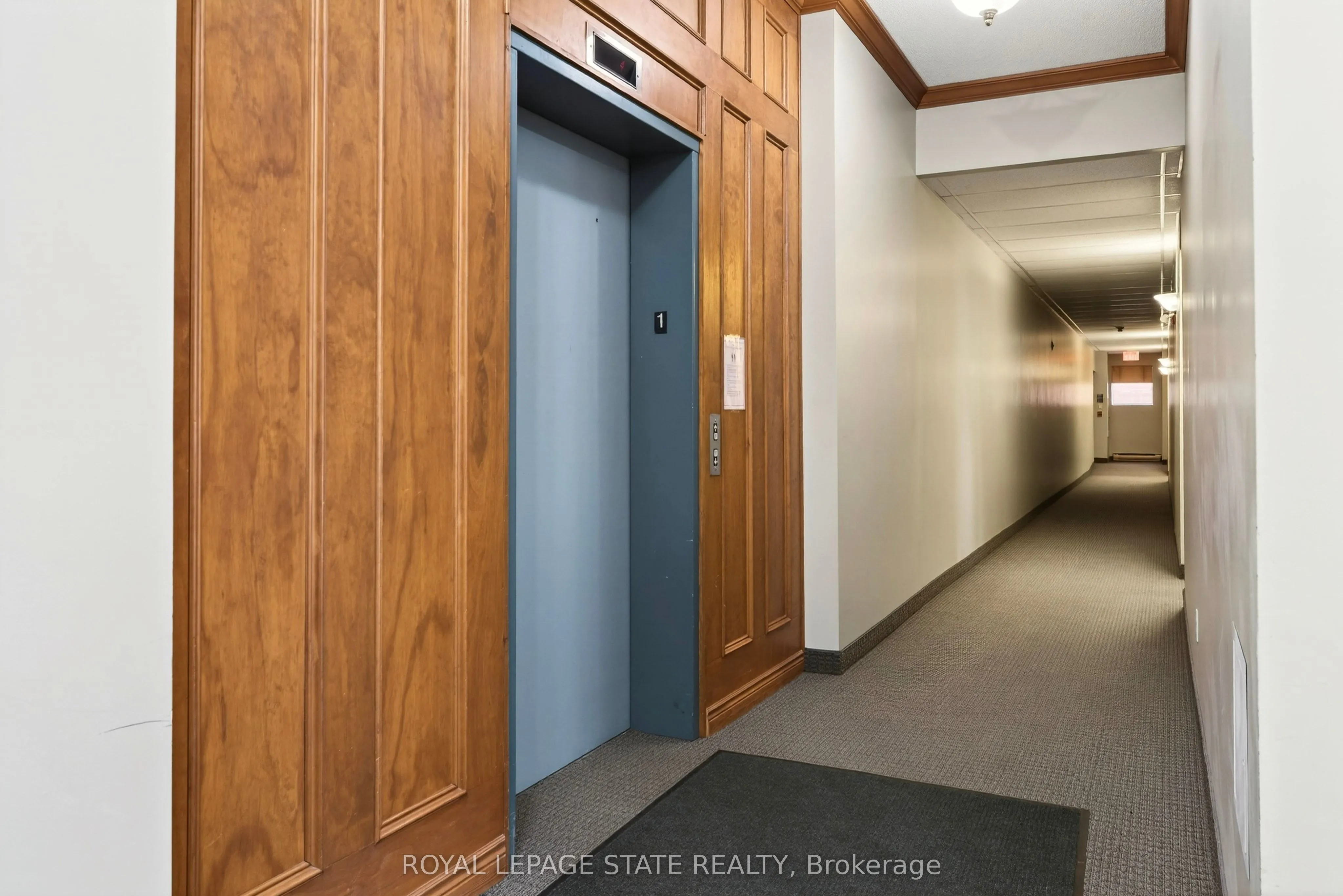 8 Main Street #101