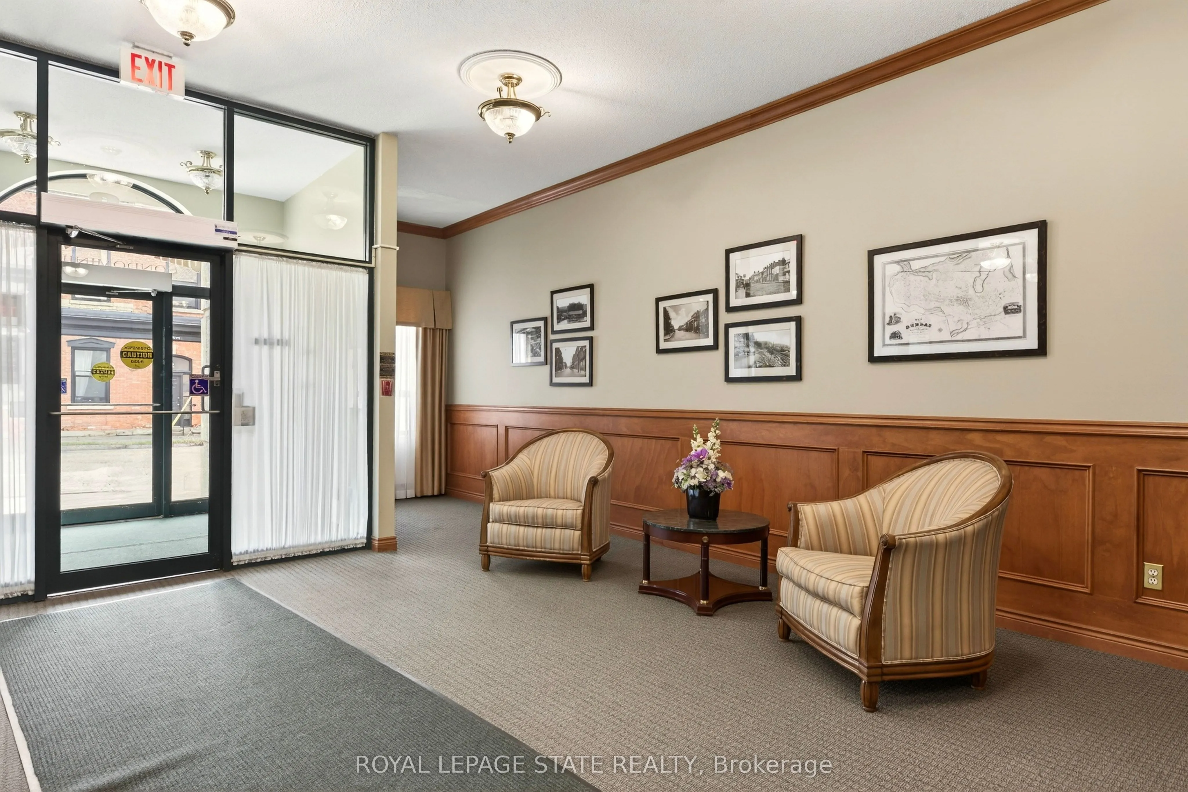 8 Main Street #101