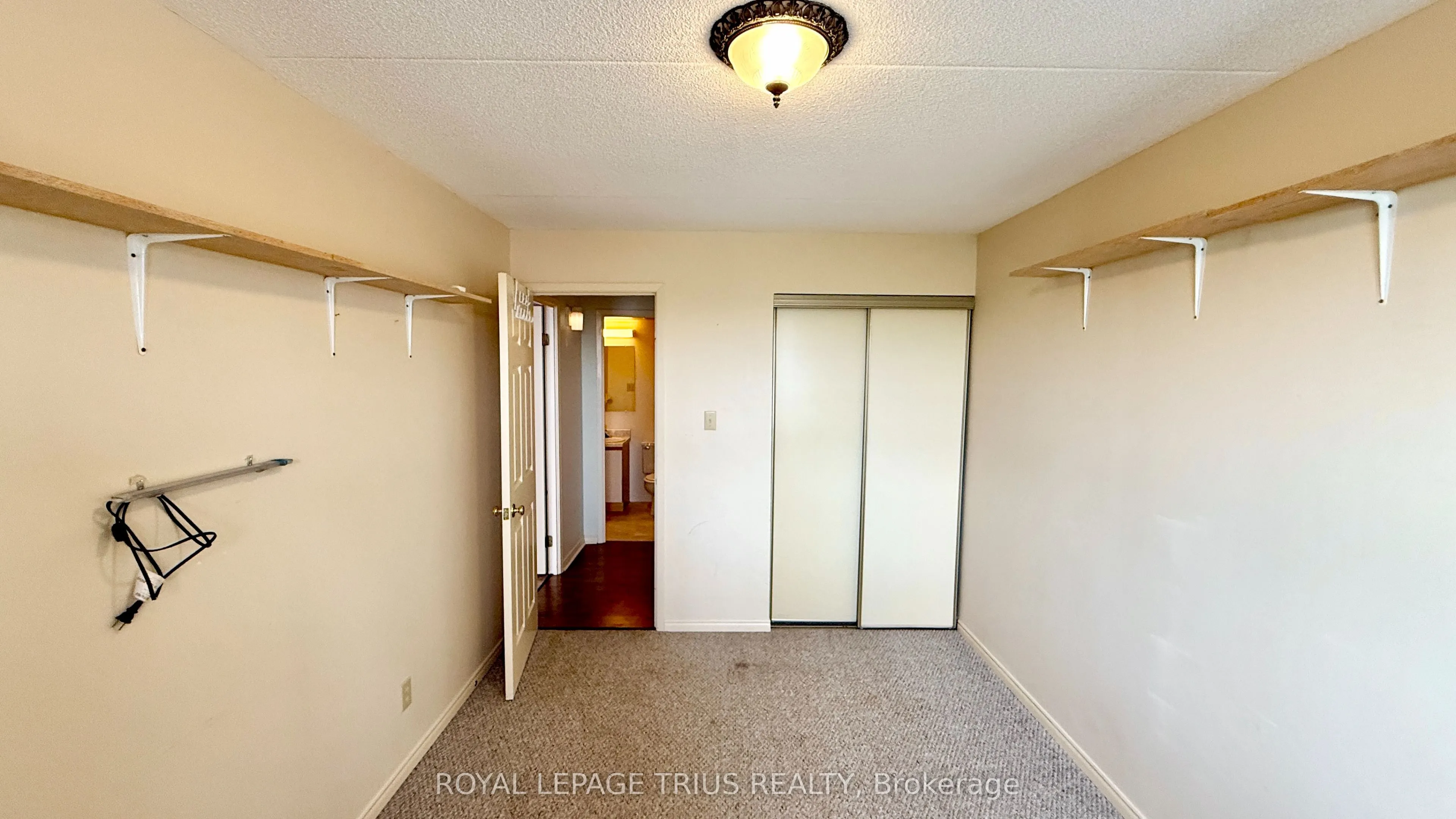 5 MILL POND Court #604