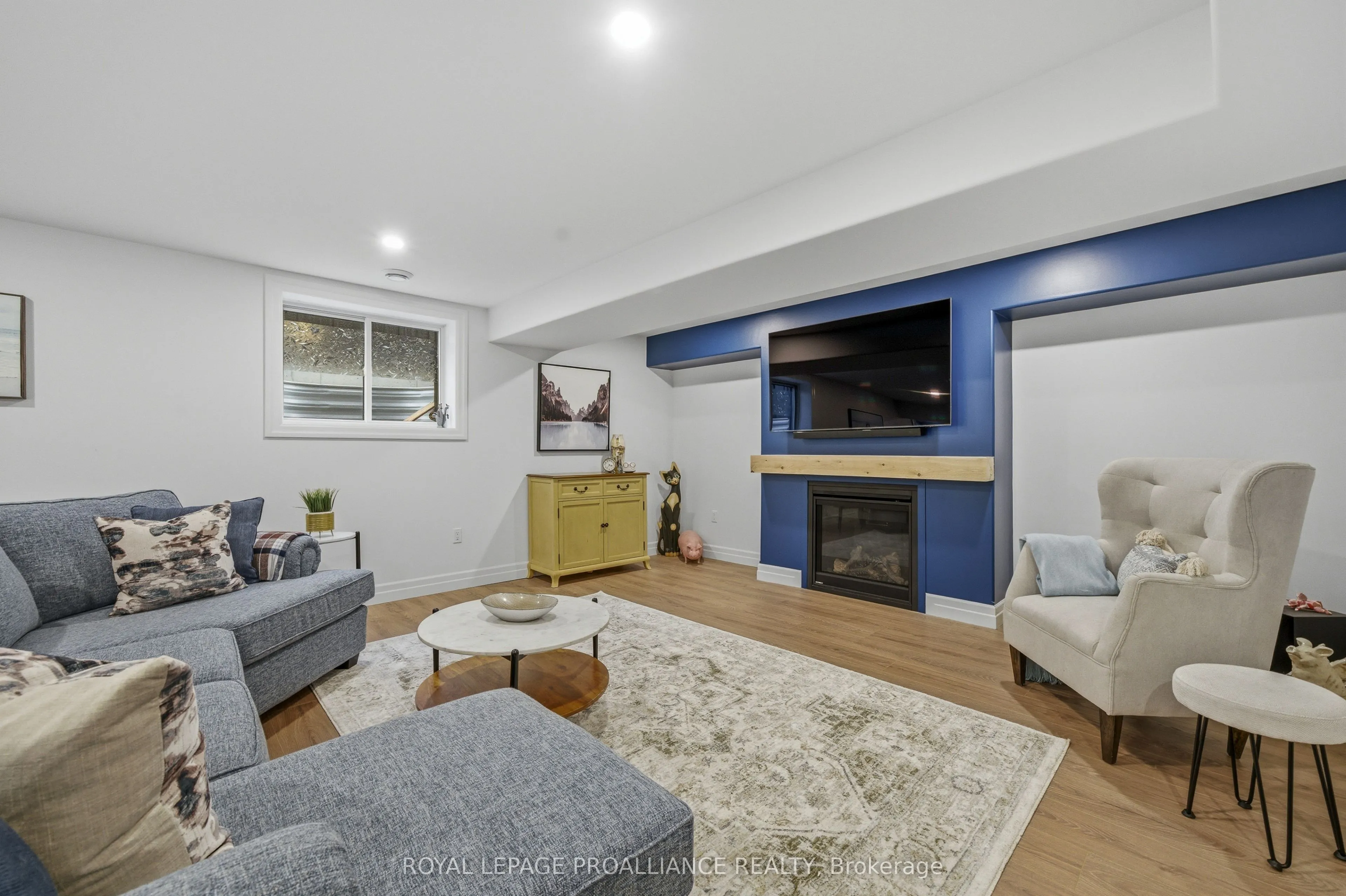 48 Deerview Drive