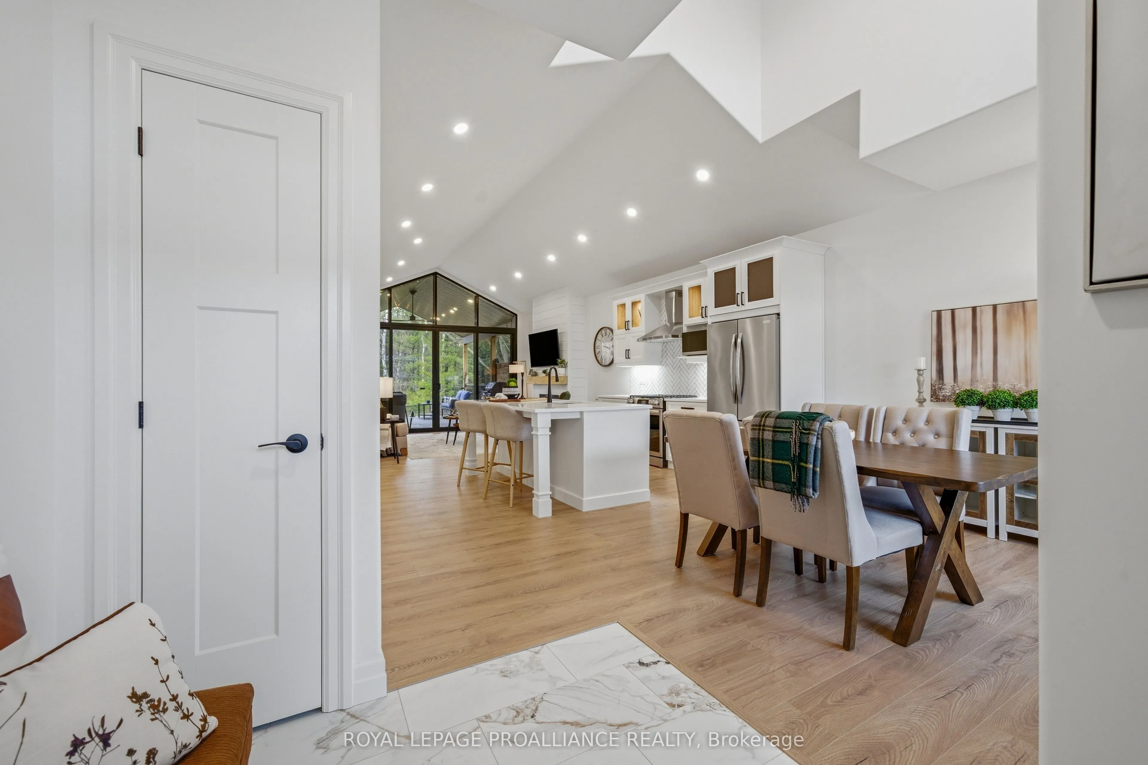 48 Deerview Drive