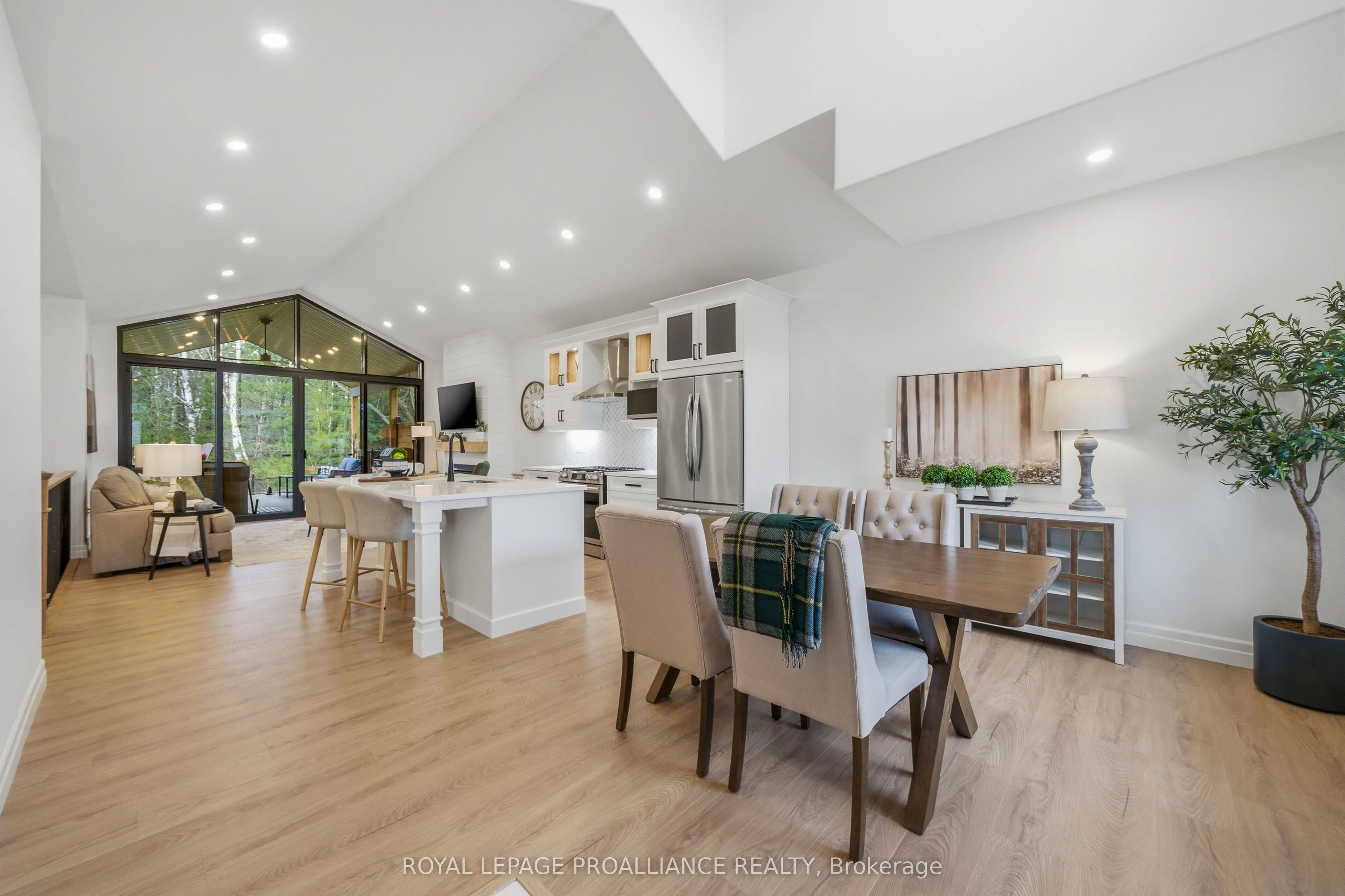 48 Deerview Drive